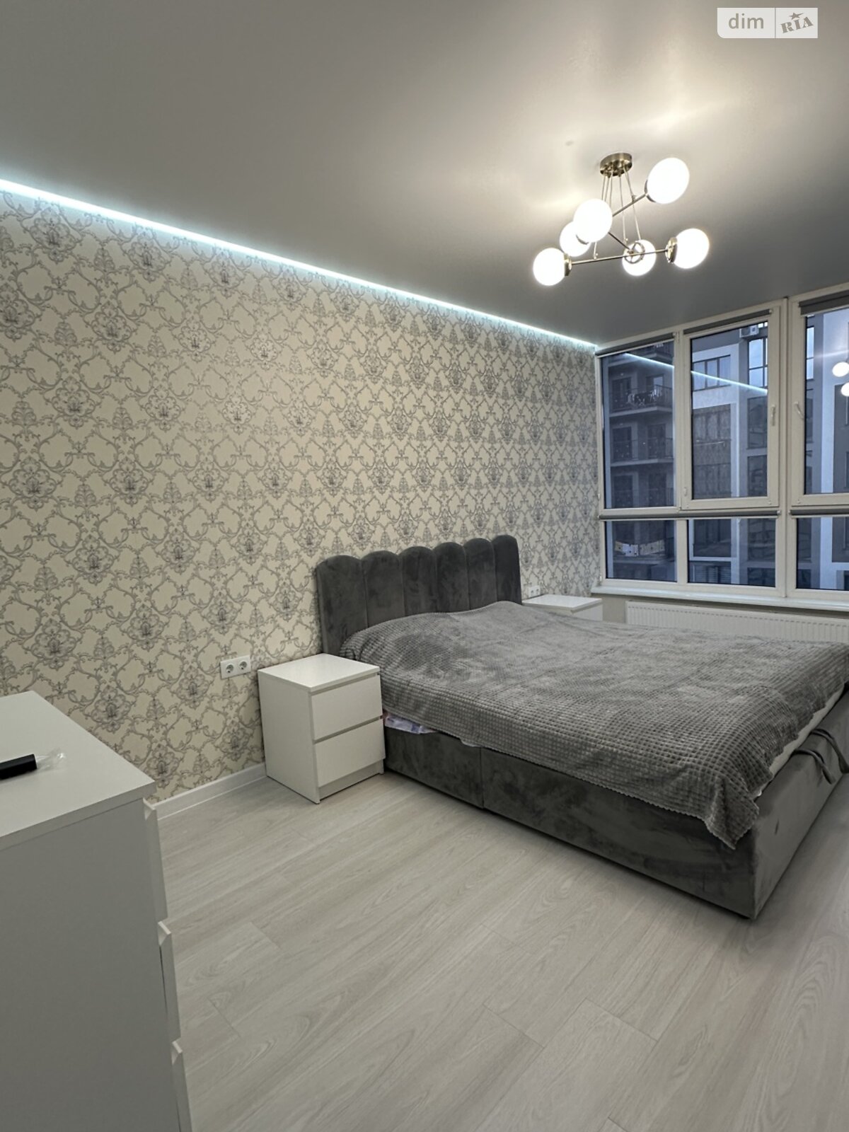 однокомнатная квартира в Ивано-Франковске, район Братья, на ул. Героев Николаева 129А корпус 10, кв. 63 в аренду на долгий срок помесячно фото 1 однокомнатная квартира в Ивано-Франковске, район Братья, на ул. Героев Николаева 129А корпус 10, кв. 63 в аренду на долгий срок помесячно фото 1