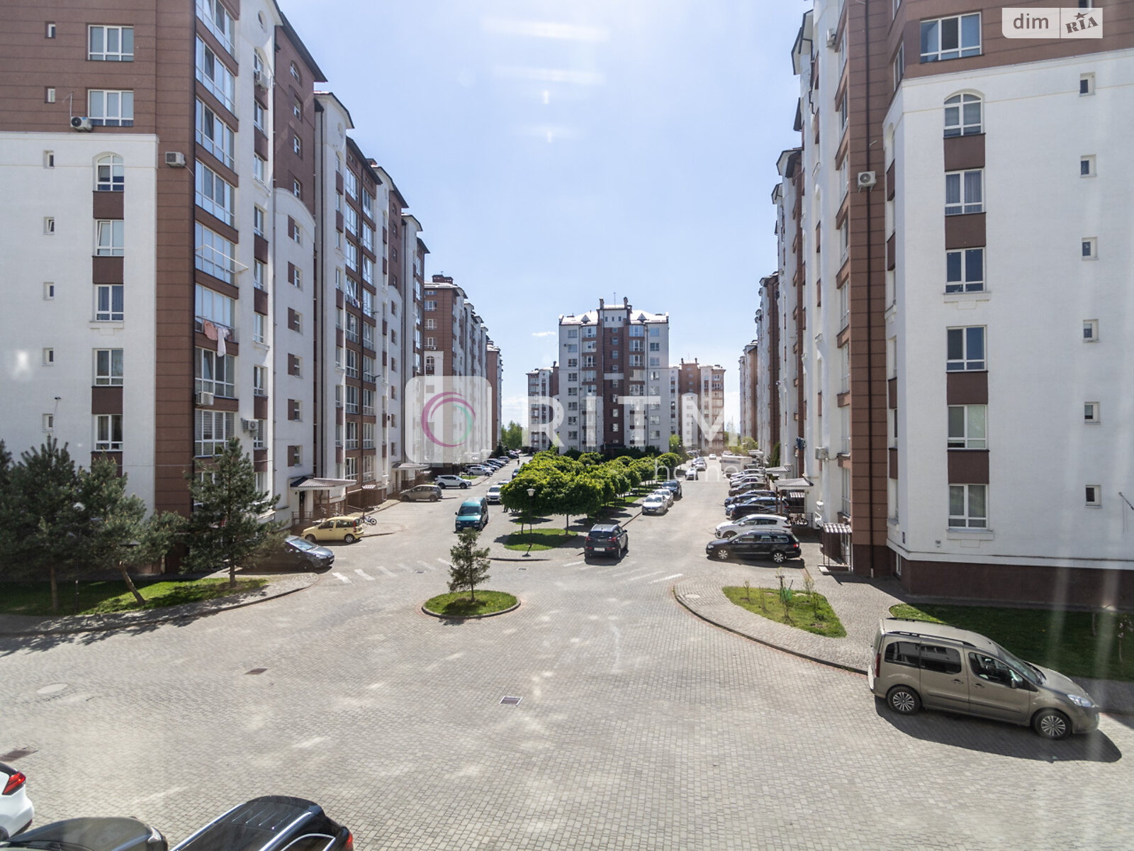 однокомнатная квартира в Ивано-Франковске, на ул. Дворская 32 в аренду на долгий срок помесячно фото 1 однокомнатная квартира в Ивано-Франковске, на ул. Дворская 32 в аренду на долгий срок помесячно фото 1