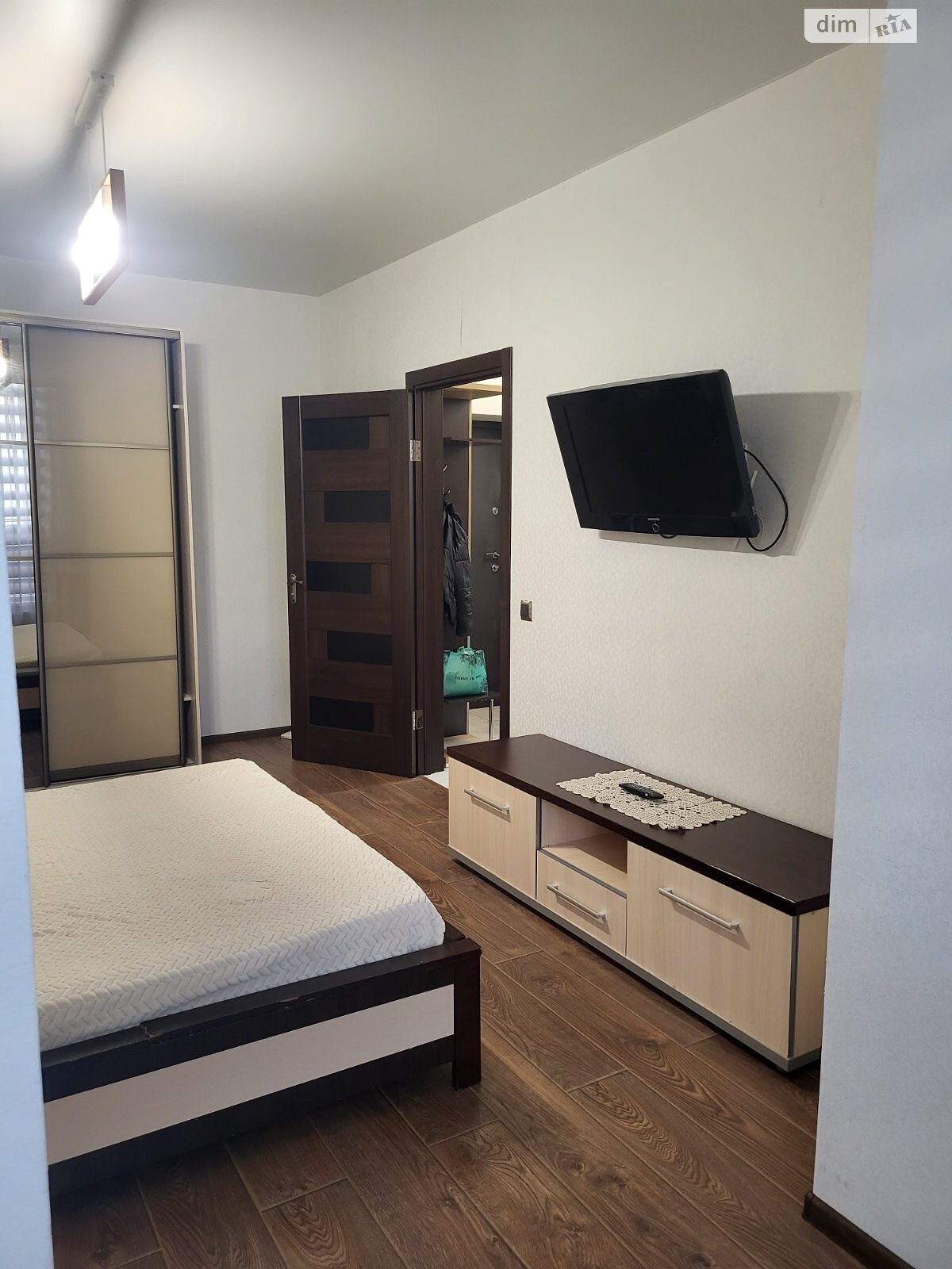 однокомнатная квартира в Ивано-Франковске, на ул. Гетьмана Ивана Мазепы 164 в аренду на долгий срок помесячно фото 1