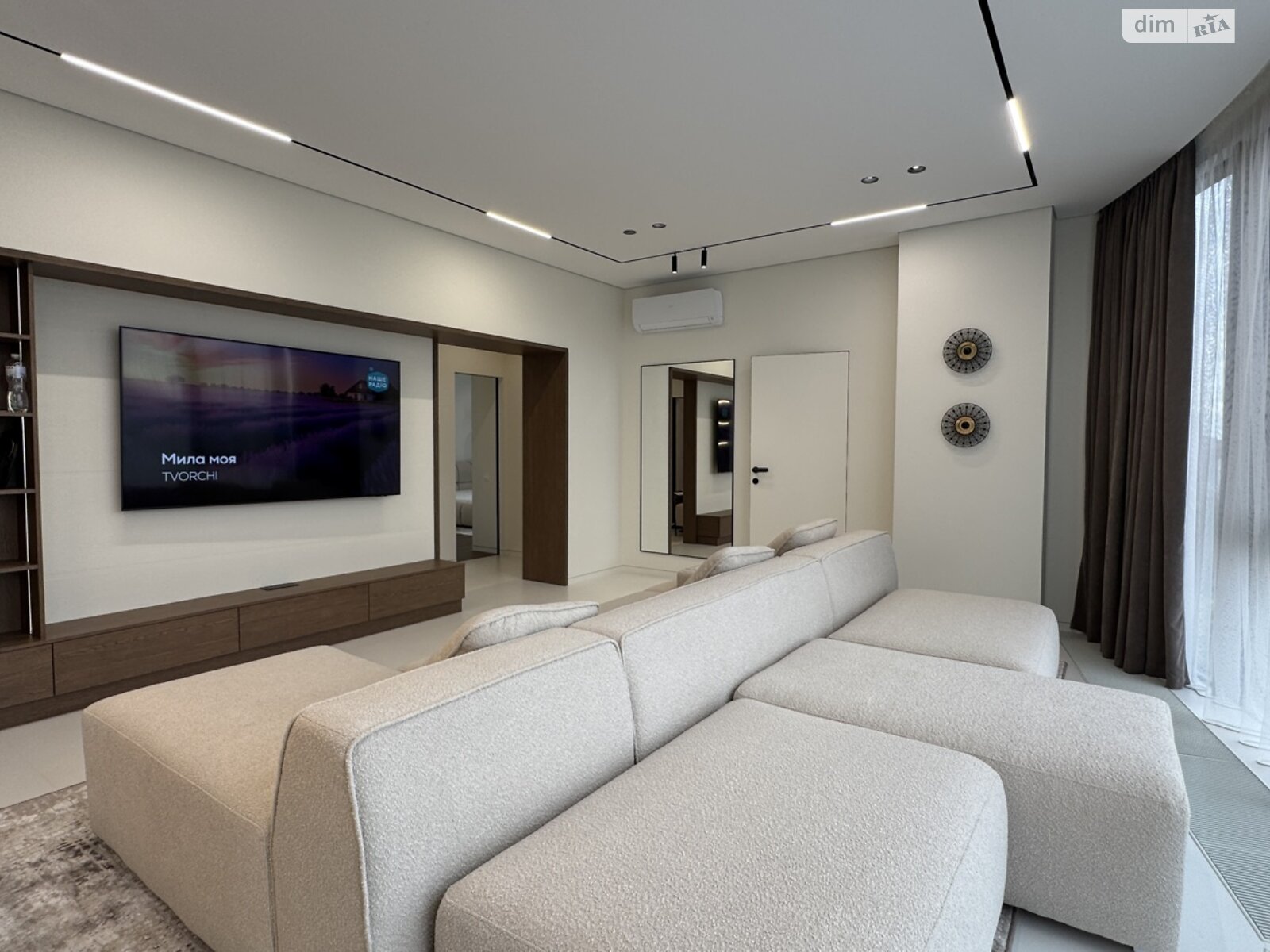 трехкомнатная квартира в Ивано-Франковске, на ул. Гетьмана Ивана Мазепы 138 в аренду на долгий срок помесячно фото 1 трехкомнатная квартира в Ивано-Франковске, на ул. Гетьмана Ивана Мазепы 138 в аренду на долгий срок помесячно фото 1