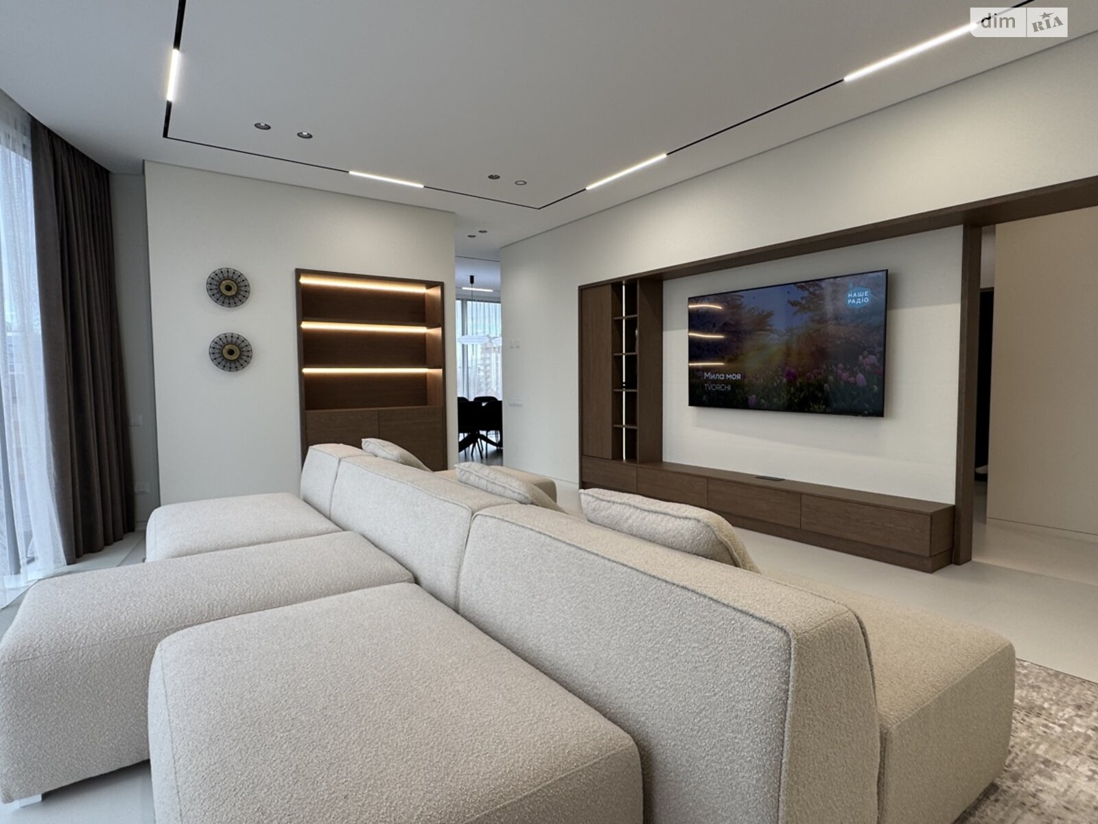 трехкомнатная квартира в Ивано-Франковске, на ул. Гетьмана Ивана Мазепы 138 в аренду на долгий срок помесячно фото 1 трехкомнатная квартира в Ивано-Франковске, на ул. Гетьмана Ивана Мазепы 138 в аренду на долгий срок помесячно фото 1