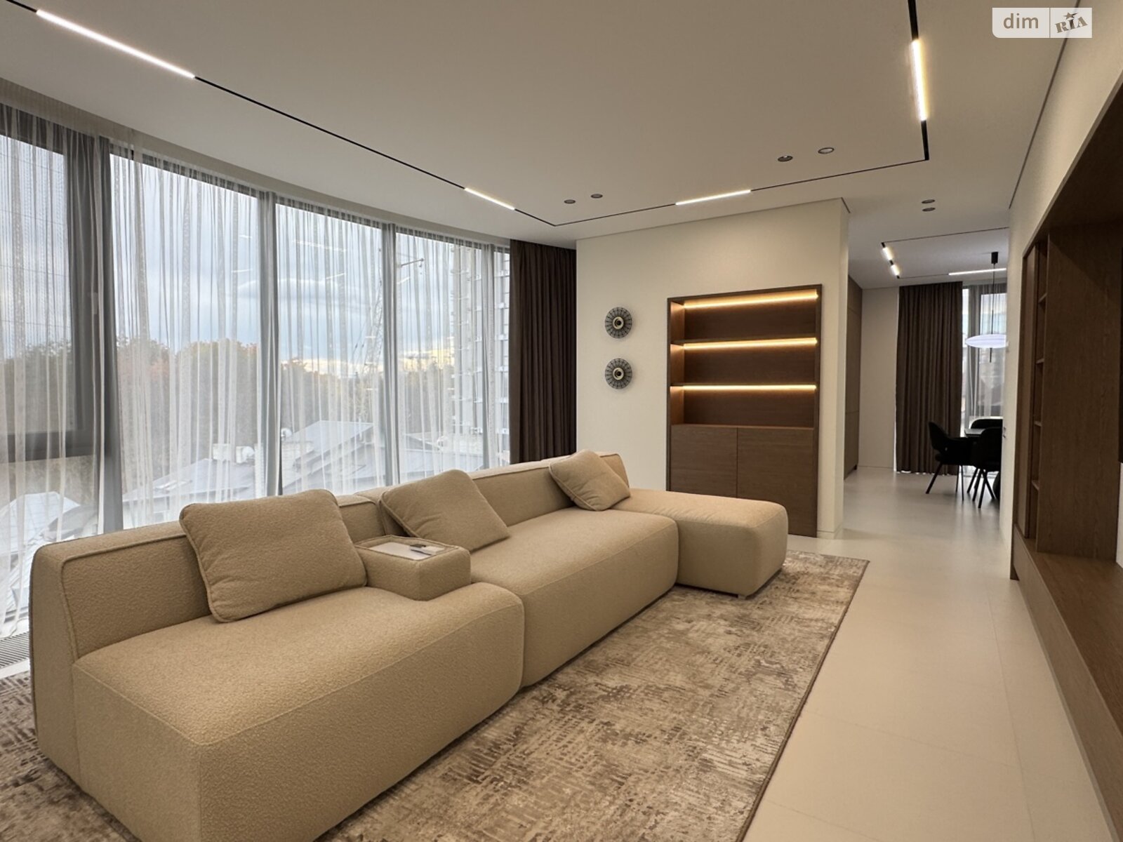 трехкомнатная квартира в Ивано-Франковске, на ул. Гетьмана Ивана Мазепы 138 в аренду на долгий срок помесячно фото 1 трехкомнатная квартира в Ивано-Франковске, на ул. Гетьмана Ивана Мазепы 138 в аренду на долгий срок помесячно фото 1