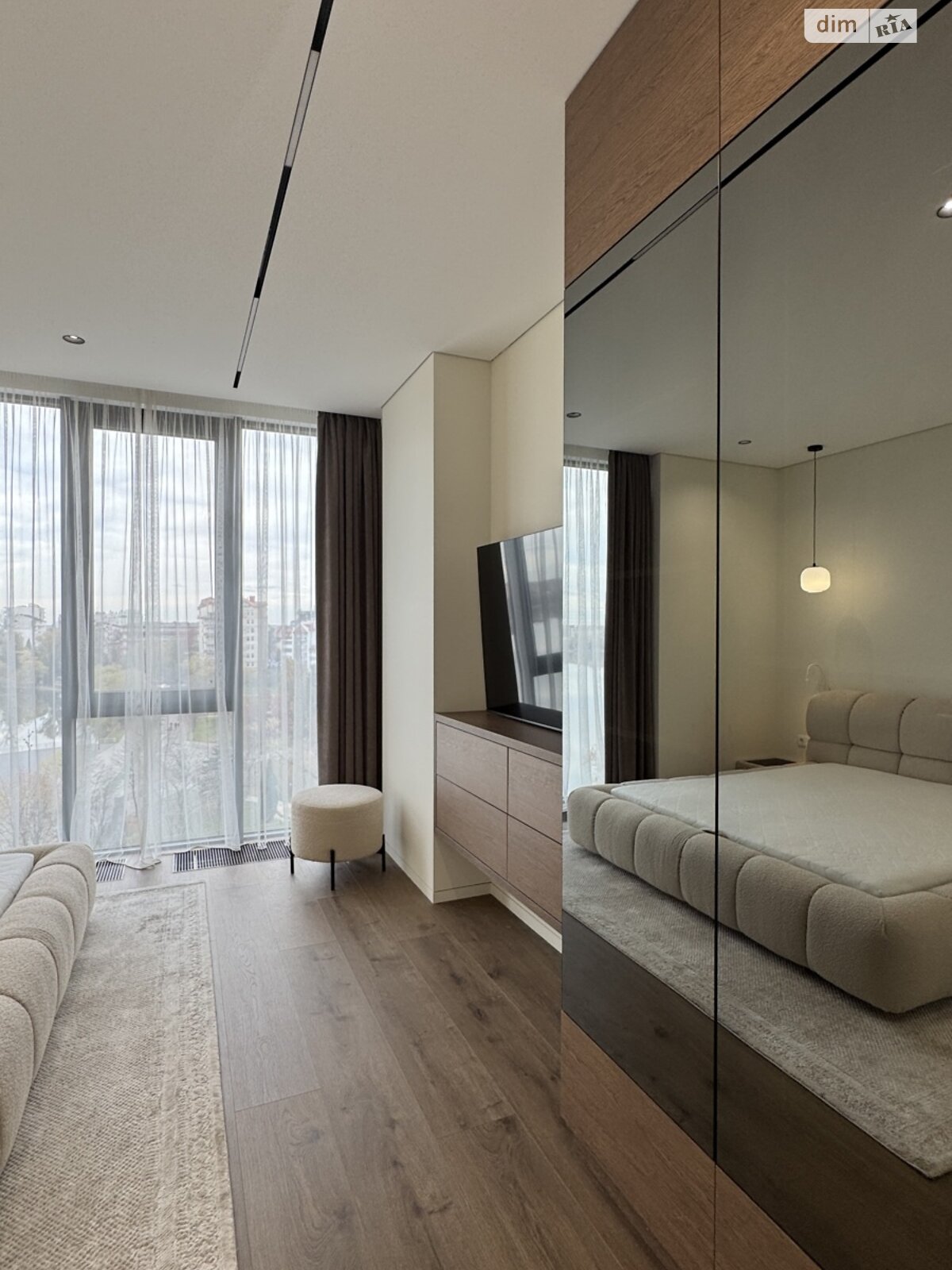 трехкомнатная квартира в Ивано-Франковске, на ул. Гетьмана Ивана Мазепы 138 в аренду на долгий срок помесячно фото 1 трехкомнатная квартира в Ивано-Франковске, на ул. Гетьмана Ивана Мазепы 138 в аренду на долгий срок помесячно фото 1