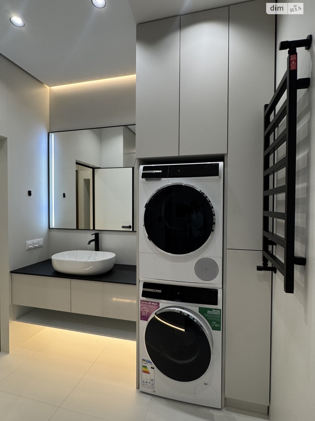 трехкомнатная квартира в Ивано-Франковске, на ул. Гетьмана Ивана Мазепы 138 в аренду на долгий срок помесячно фото 1 трехкомнатная квартира в Ивано-Франковске, на ул. Гетьмана Ивана Мазепы 138 в аренду на долгий срок помесячно фото 1