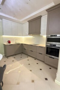 трехкомнатная квартира в Ивано-Франковске, на ул. Гетьмана Ивана Мазепы 141 в аренду на долгий срок помесячно фото 2 трехкомнатная квартира в Ивано-Франковске, на ул. Гетьмана Ивана Мазепы 141 в аренду на долгий срок помесячно фото 2