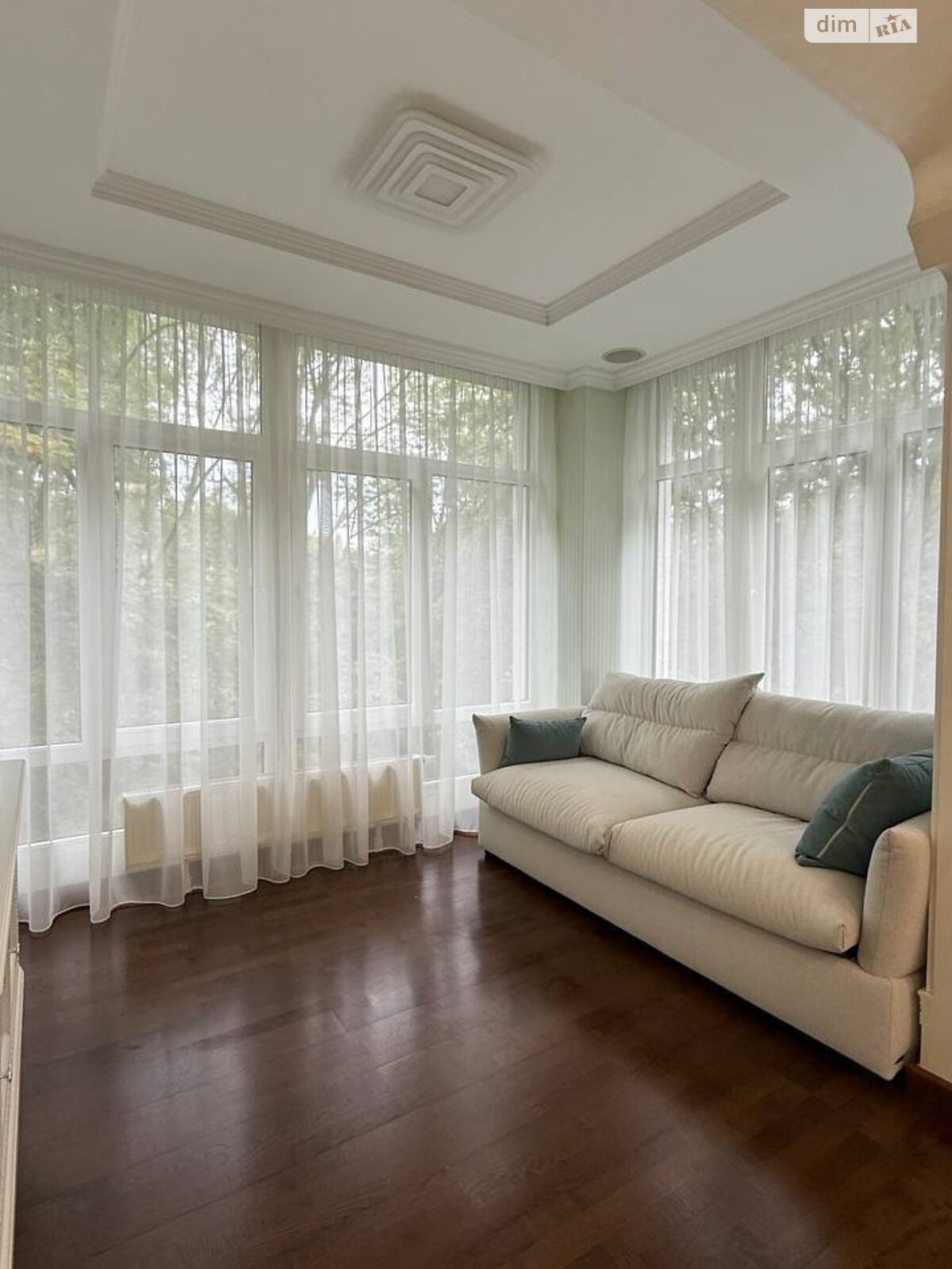 трехкомнатная квартира в Ивано-Франковске, на ул. Гетьмана Ивана Мазепы 141 в аренду на долгий срок помесячно фото 1 трехкомнатная квартира в Ивано-Франковске, на ул. Гетьмана Ивана Мазепы 141 в аренду на долгий срок помесячно фото 1