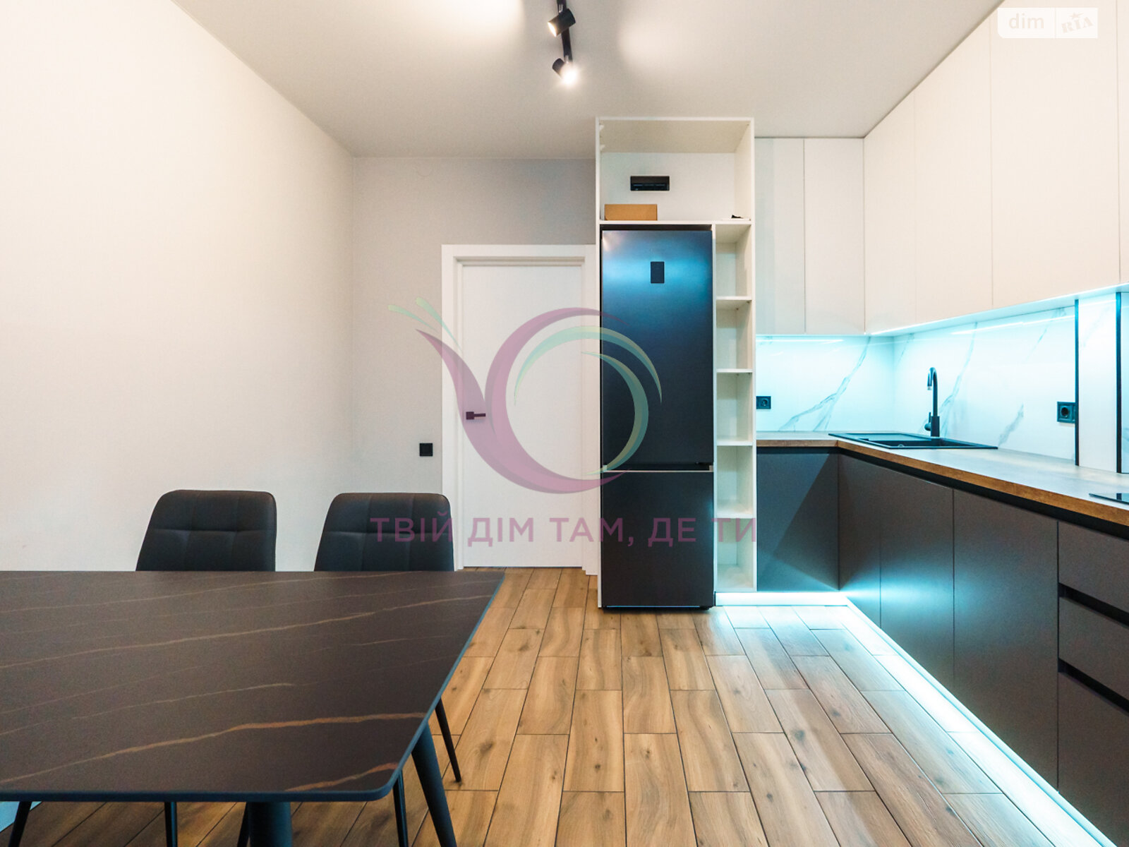 однокомнатная квартира в Ивано-Франковске, на ул. Гетьмана Ивана Мазепы в аренду на долгий срок помесячно фото 1 однокомнатная квартира в Ивано-Франковске, на ул. Гетьмана Ивана Мазепы в аренду на долгий срок помесячно фото 1