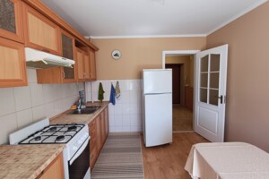 однокімнатна квартира в Івано-Франківську, район Гірка, на вул. Вовчинецька 112 в довготривалу оренду помісячно фото 2