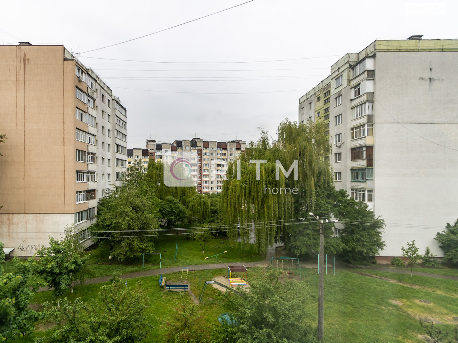 трикімнатна квартира з меблями в Івано-Франківську, на вул. Хоткевича Гната 77 в довготривалу оренду помісячно фото 1 трикімнатна квартира з меблями в Івано-Франківську, на вул. Хоткевича Гната 77 в довготривалу оренду помісячно фото 1