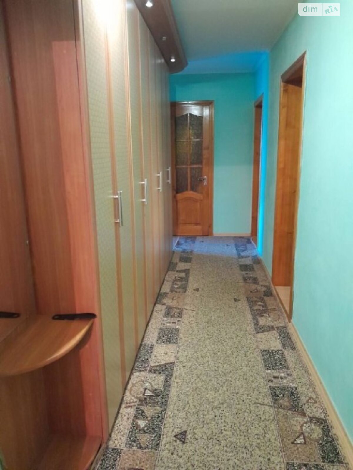 двухкомнатная квартира с мебелью в Ивано-Франковске, район Кишлак, на ул. Симоненко Василия 9А в аренду на долгий срок помесячно фото 1
