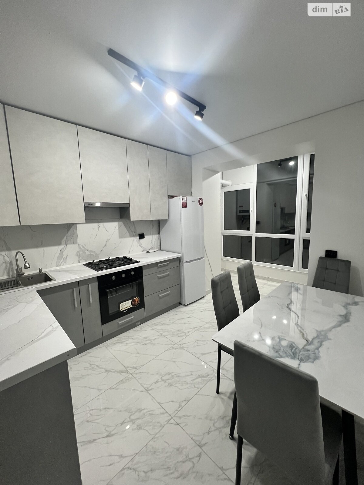 однокомнатная квартира в Ивано-Франковске, район Княгинин, на ул. Княгинин 44 в аренду на долгий срок помесячно фото 1