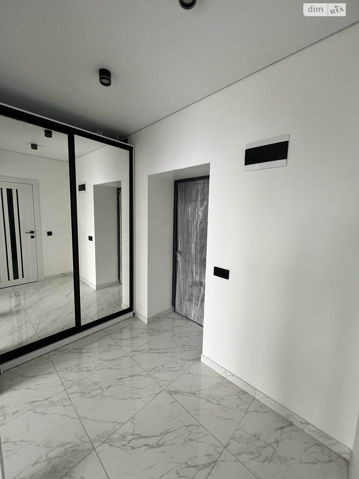 однокомнатная квартира в Ивано-Франковске, район Княгинин, на ул. Княгинин 44 в аренду на долгий срок помесячно фото 1