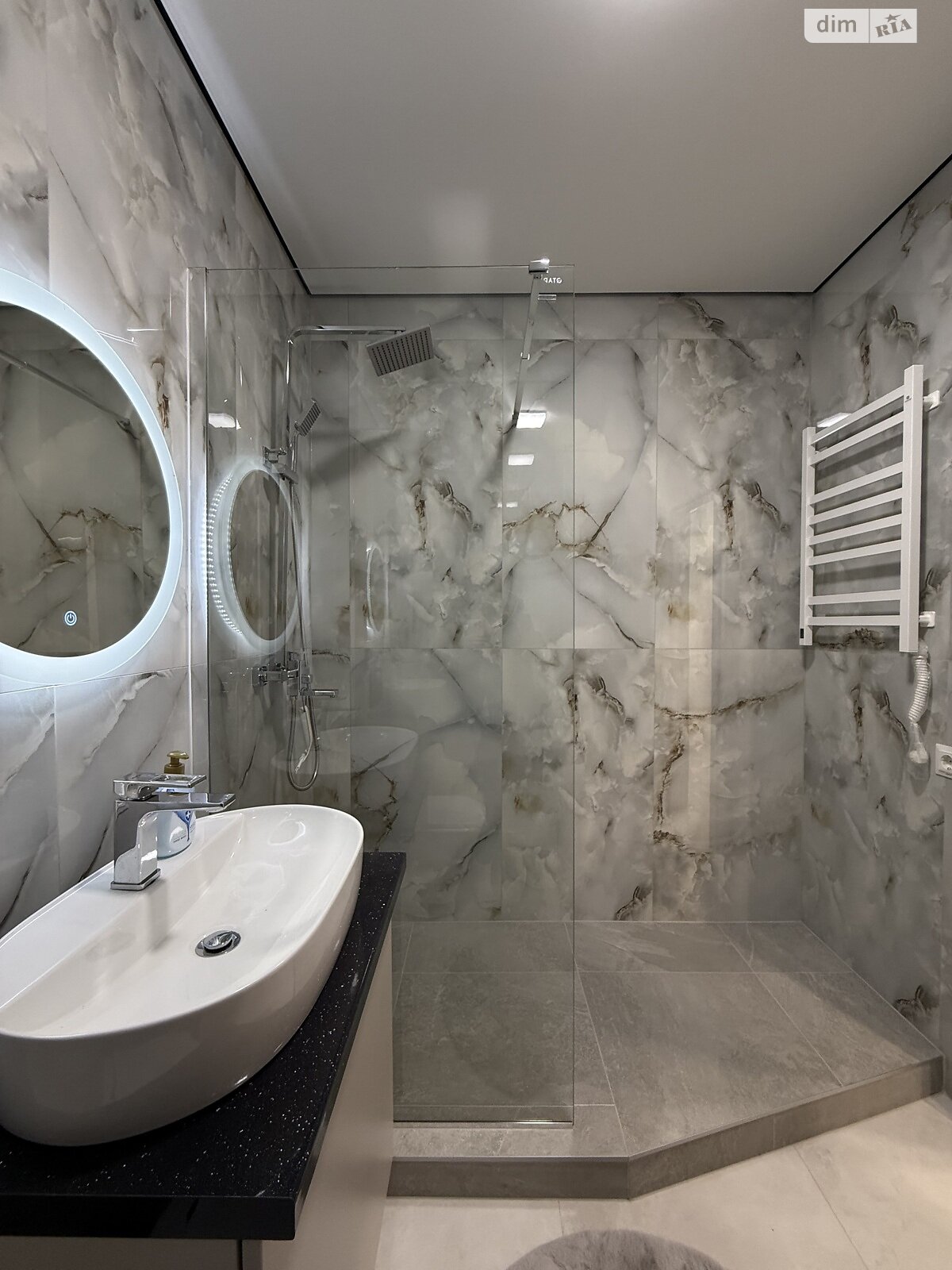 однокомнатная квартира в Ивано-Франковске, район Княгинин, на ул. Юліана Пелеша 3 корпус 9 в аренду на долгий срок помесячно фото 1 однокомнатная квартира в Ивано-Франковске, район Княгинин, на ул. Юліана Пелеша 3 корпус 9 в аренду на долгий срок помесячно фото 1