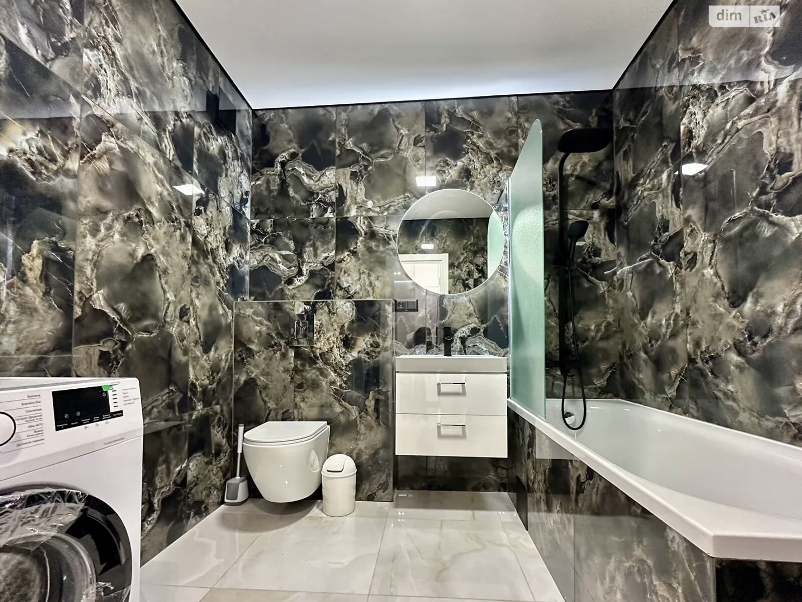 однокомнатная квартира в Ивано-Франковске, район Княгинин, на ул. Юліана Пелеша 3 корпус 6 в аренду на долгий срок помесячно фото 1 однокомнатная квартира в Ивано-Франковске, район Княгинин, на ул. Юліана Пелеша 3 корпус 6 в аренду на долгий срок помесячно фото 1