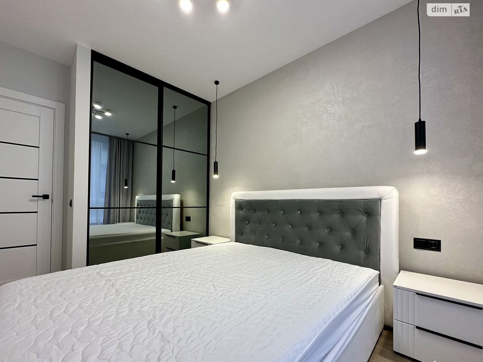 однокомнатная квартира в Ивано-Франковске, район Княгинин, на ул. Юліана Пелеша 3 корпус 6 в аренду на долгий срок помесячно фото 1 однокомнатная квартира в Ивано-Франковске, район Княгинин, на ул. Юліана Пелеша 3 корпус 6 в аренду на долгий срок помесячно фото 1