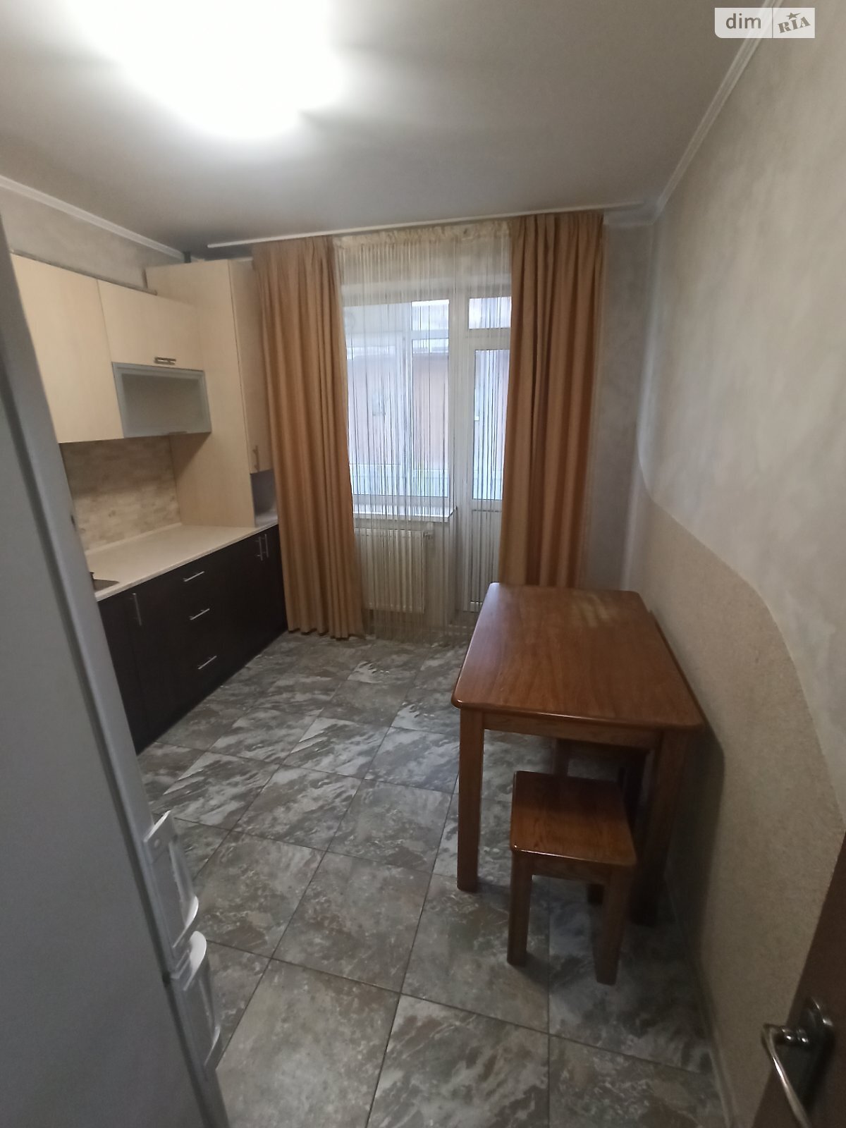 однокімнатна квартира в Івано-Франківську, район Коновальця Чорновола, на вул. Побутова 4 в довготривалу оренду помісячно фото 1 однокімнатна квартира в Івано-Франківську, район Коновальця Чорновола, на вул. Побутова 4 в довготривалу оренду помісячно фото 1