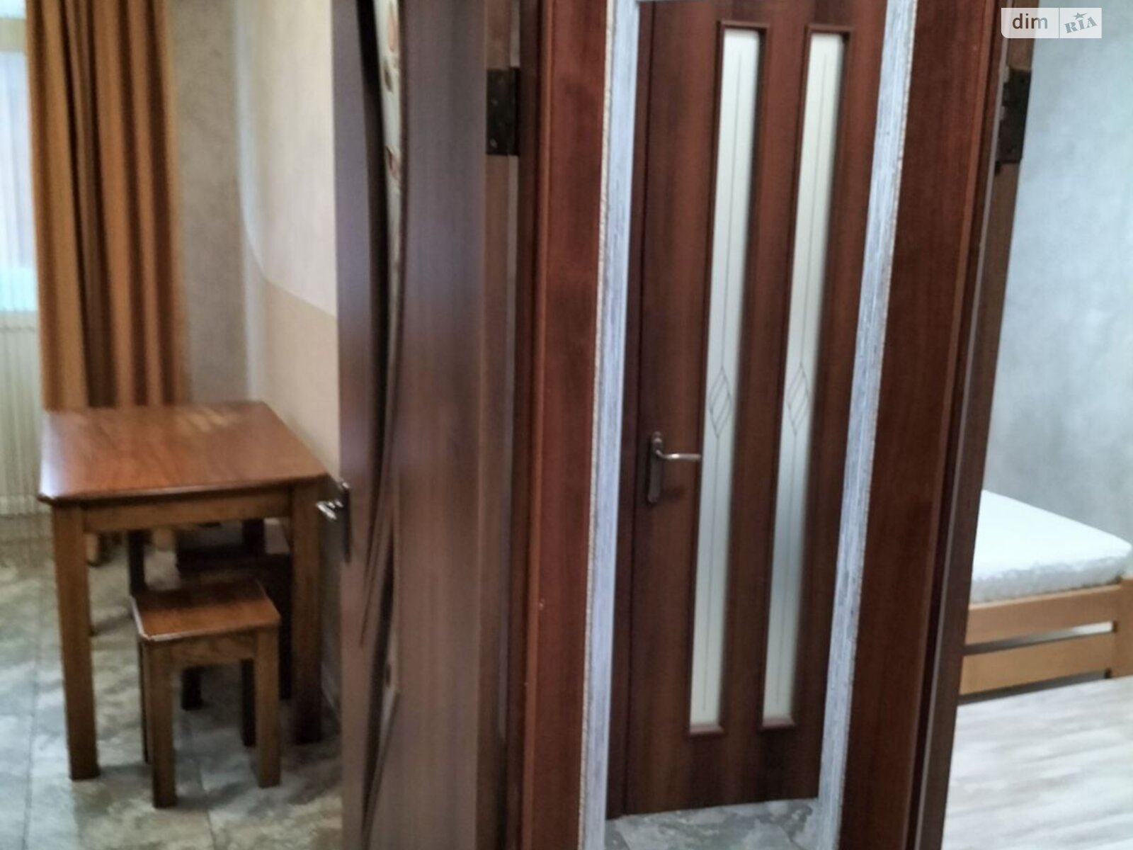 однокімнатна квартира в Івано-Франківську, район Коновальця Чорновола, на вул. Побутова 4 в довготривалу оренду помісячно фото 1 однокімнатна квартира в Івано-Франківську, район Коновальця Чорновола, на вул. Побутова 4 в довготривалу оренду помісячно фото 1
