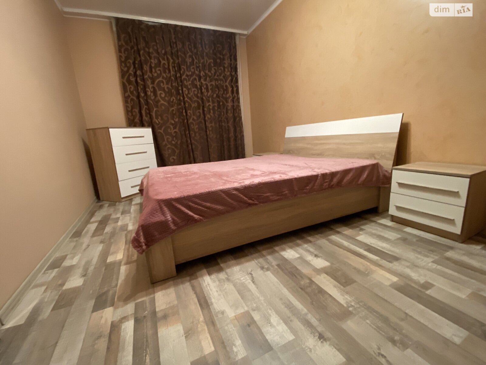 однокімнатна квартира в Івано-Франківську, район Коновальця Чорновола, на вул. Побутова 4 в довготривалу оренду помісячно фото 1 однокімнатна квартира в Івано-Франківську, район Коновальця Чорновола, на вул. Побутова 4 в довготривалу оренду помісячно фото 1