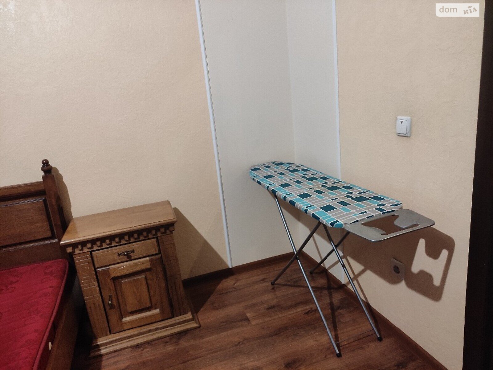 однокомнатная квартира с мебелью в Ивано-Франковске, район Майзли, на ул. Кисилевской А. 37, кв. 77 в аренду на долгий срок помесячно фото 1