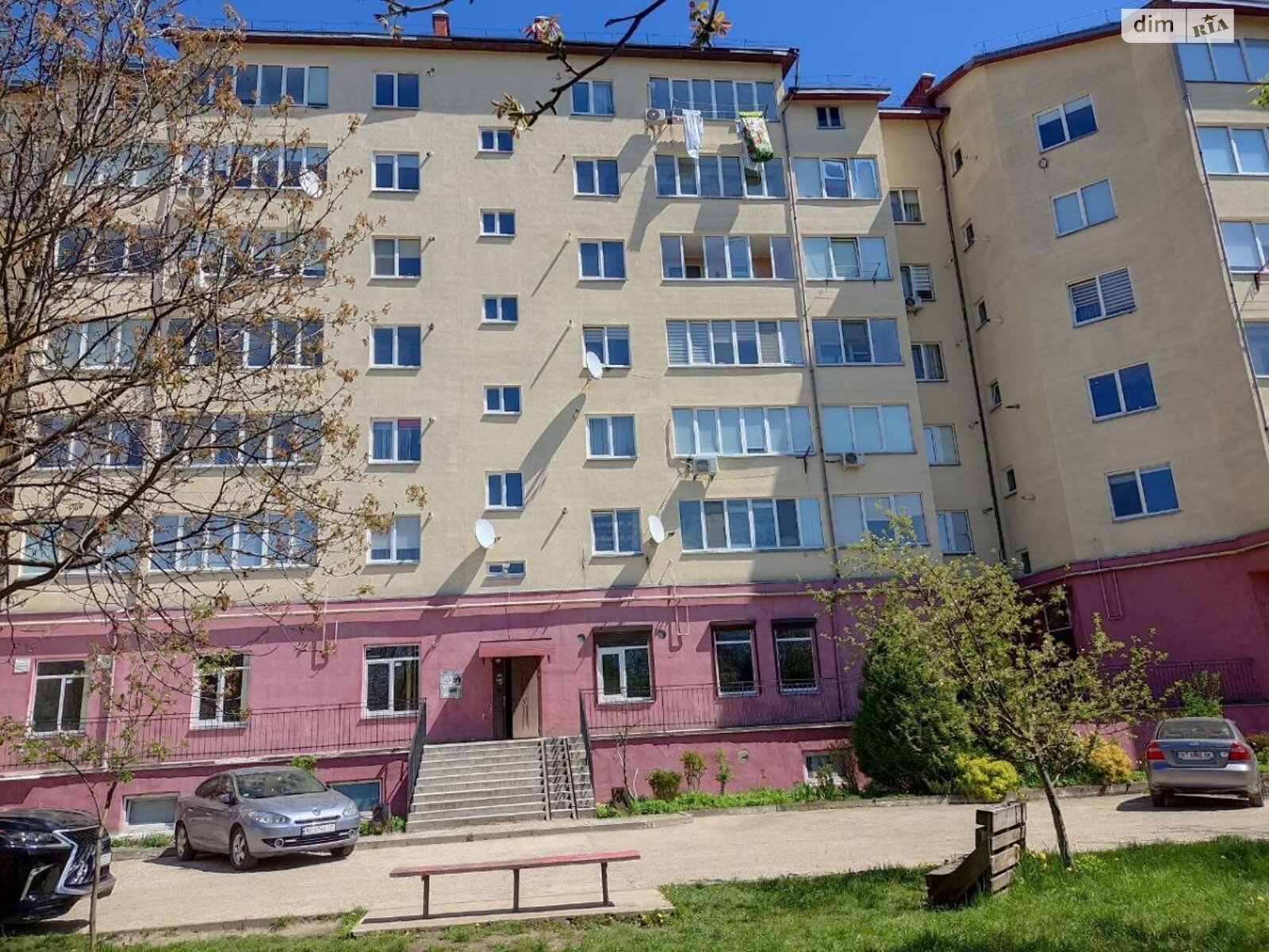 двухкомнатная квартира с мебелью в Ивано-Франковске, на ул. Молодежная 55 в аренду на долгий срок помесячно фото 1 двухкомнатная квартира с мебелью в Ивано-Франковске, на ул. Молодежная 55 в аренду на долгий срок помесячно фото 1