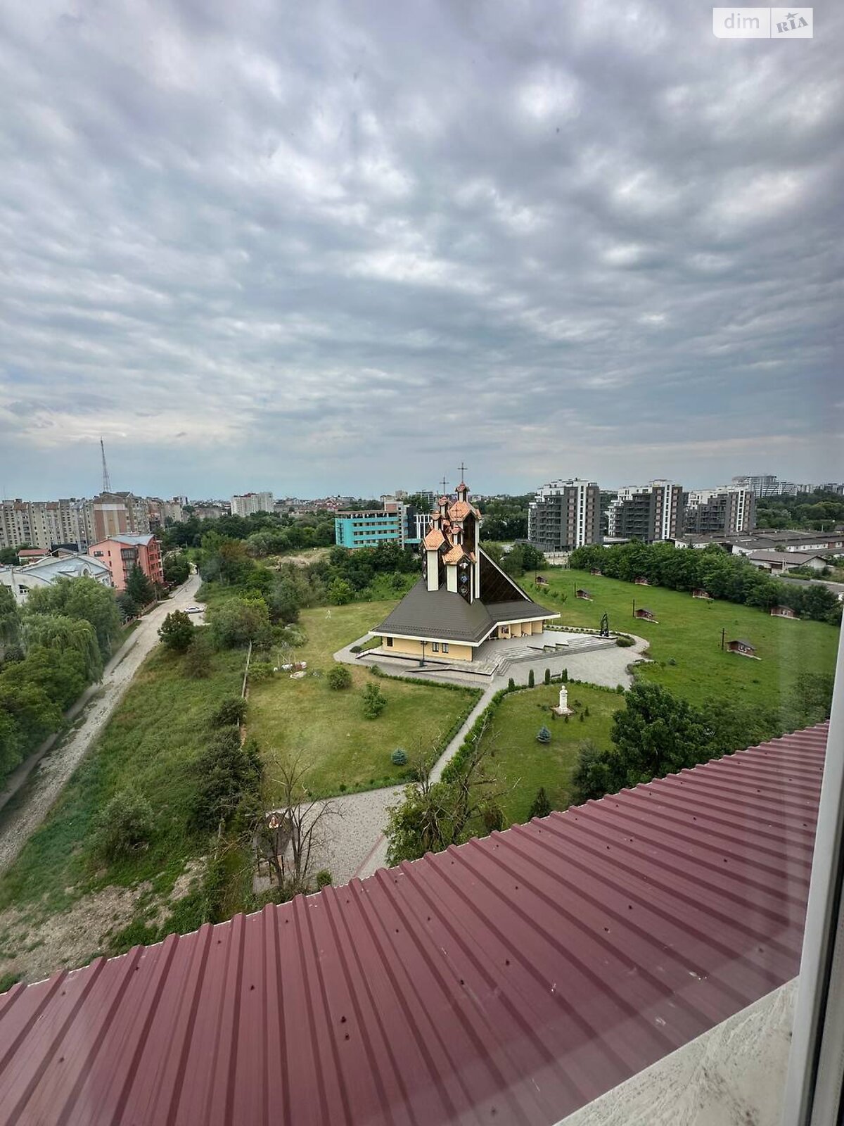 трикімнатна квартира в Івано-Франківську, район Набережна, на вул. Ленкавського в довготривалу оренду помісячно фото 1 трикімнатна квартира в Івано-Франківську, район Набережна, на вул. Ленкавського в довготривалу оренду помісячно фото 1