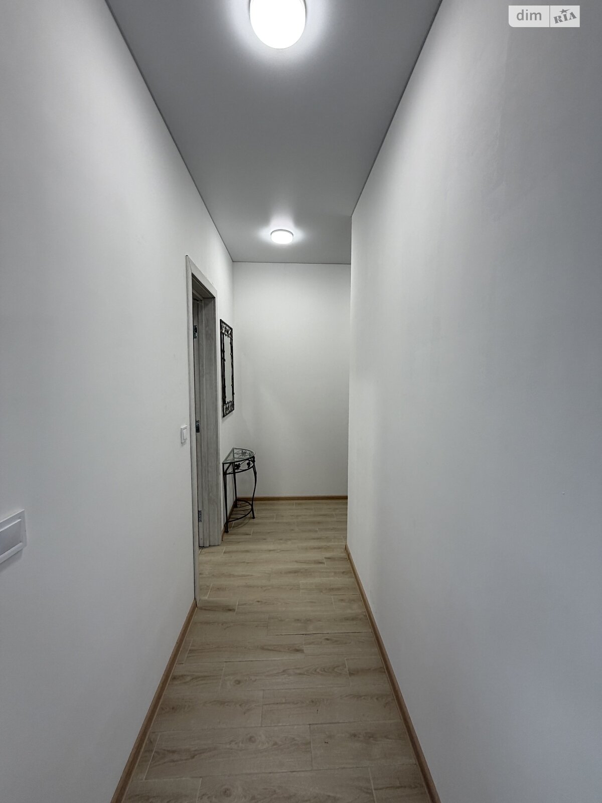 однокімнатна квартира в Івано-Франківську, район Набережна, на вул. Ленкавського 34 в довготривалу оренду помісячно фото 1