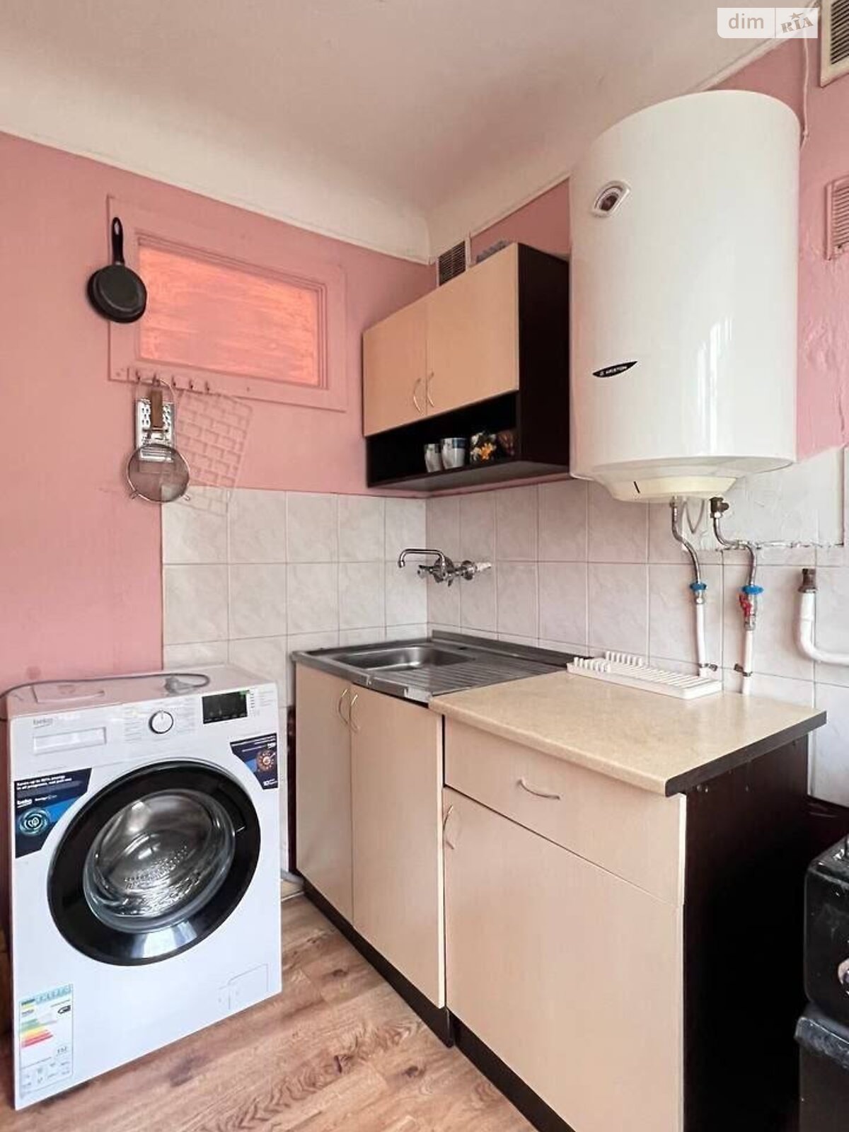 однокімнатна квартира в Івано-Франківську, район Набережна, на вул. Набережна імені Василя Стефаника 14 в довготривалу оренду помісячно фото 1