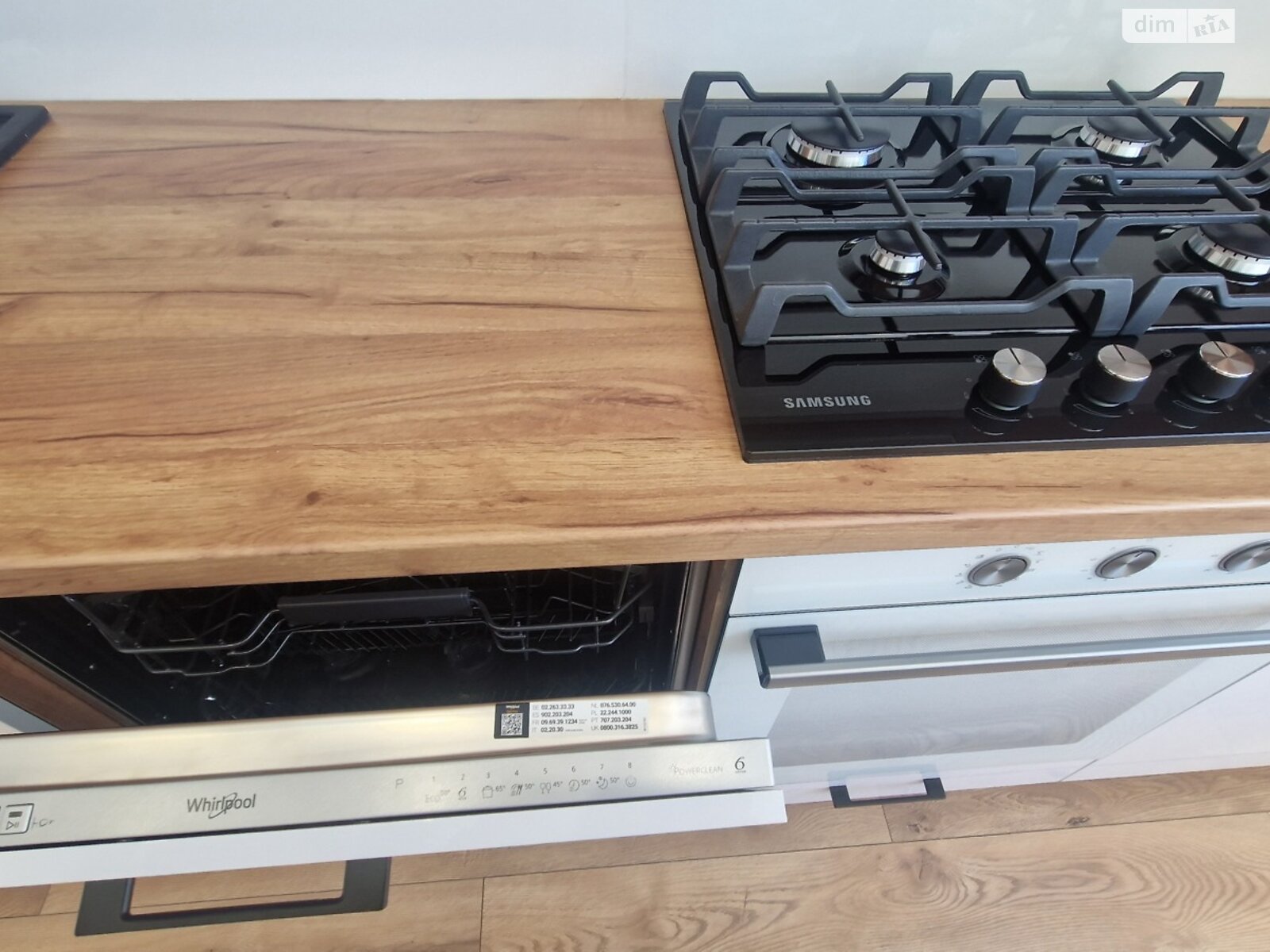 трехкомнатная квартира в Ивано-Франковске, район Пасечная, на ул. Галицкая в аренду на долгий срок помесячно фото 1