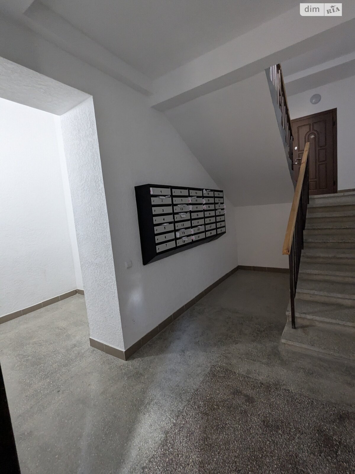 трехкомнатная квартира в Ивано-Франковске, район Пасечная, на ул. Романа Вирастюка 7 в аренду на долгий срок помесячно фото 1 трехкомнатная квартира в Ивано-Франковске, район Пасечная, на ул. Романа Вирастюка 7 в аренду на долгий срок помесячно фото 1