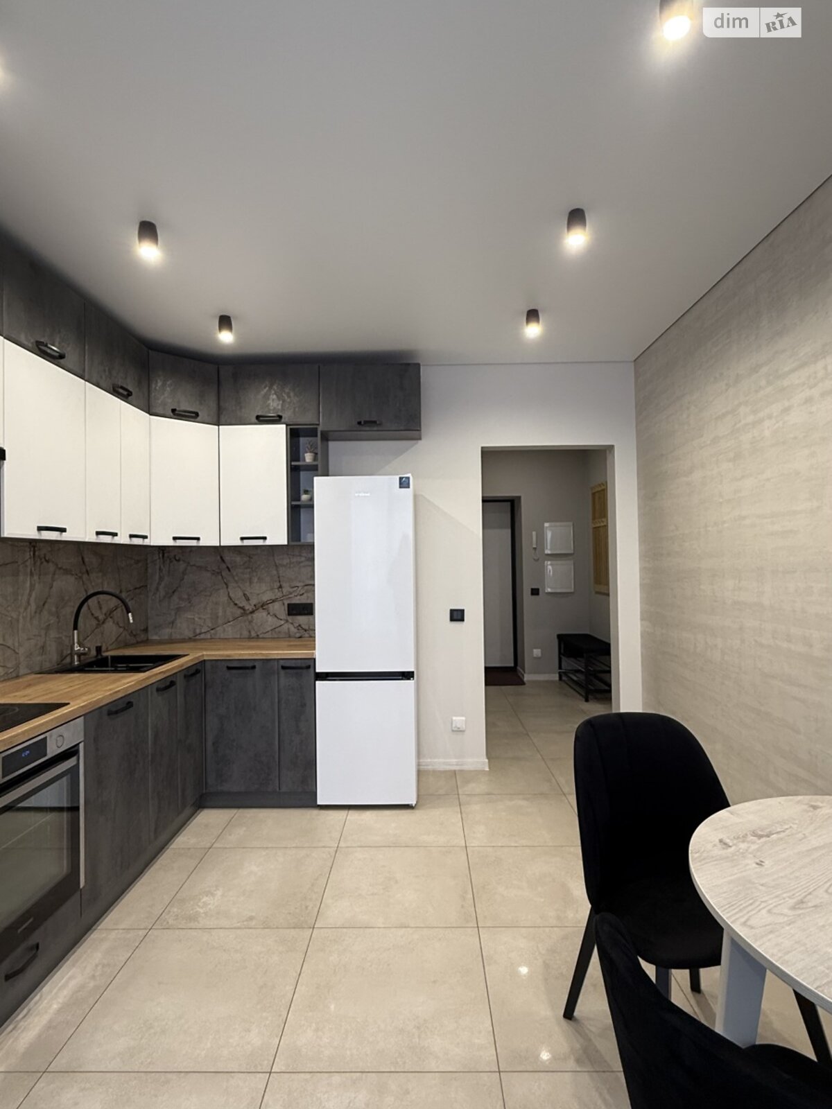 однокомнатная квартира в Ивано-Франковске, район Пасечная, на ул. Целевича Юлиана 4 в аренду на долгий срок помесячно фото 1