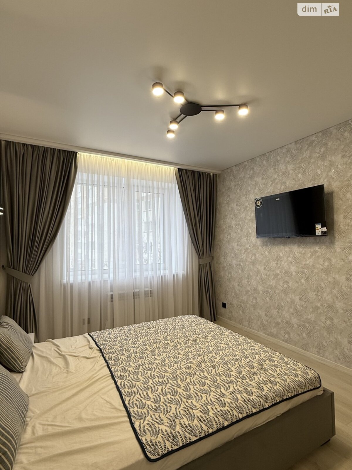 однокомнатная квартира в Ивано-Франковске, район Пасечная, на ул. Целевича Юлиана 4 в аренду на долгий срок помесячно фото 1