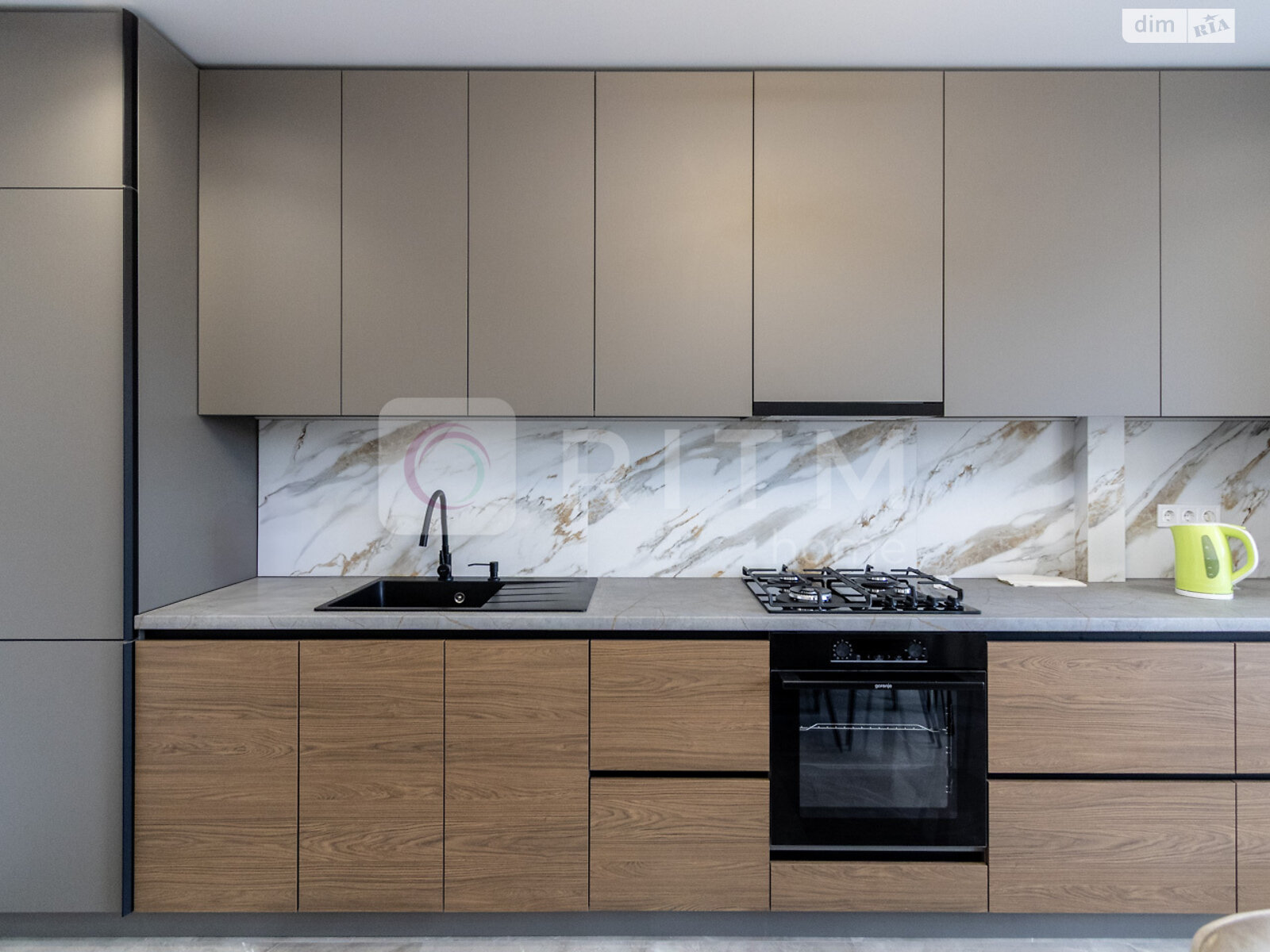 двухкомнатная квартира с мебелью в Ивано-Франковске, район Позитрон, на ул. Ивасюка в аренду на долгий срок помесячно фото 1