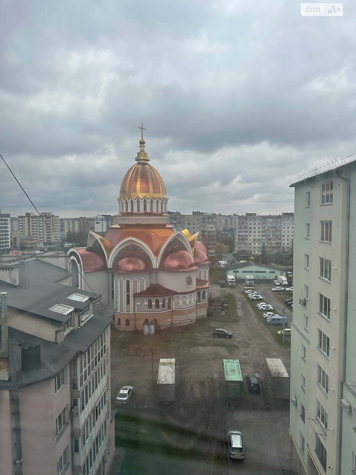 однокомнатная квартира в Ивано-Франковске, район Позитрон, на ул. Надречная 221А в аренду на долгий срок помесячно фото 1 однокомнатная квартира в Ивано-Франковске, район Позитрон, на ул. Надречная 221А в аренду на долгий срок помесячно фото 1