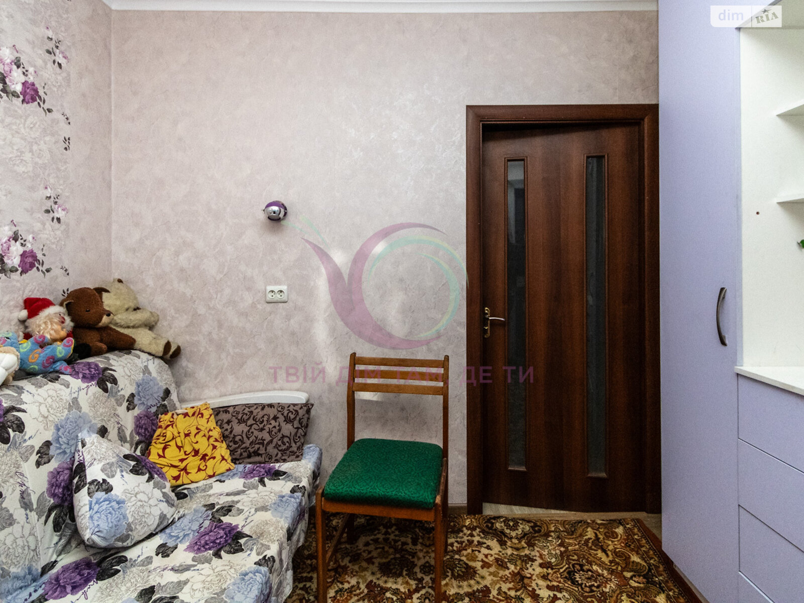трикімнатна квартира в Івано-Франківську, район Позитрон, на вул. Стуса Василя 9 в довготривалу оренду помісячно фото 1 трикімнатна квартира в Івано-Франківську, район Позитрон, на вул. Стуса Василя 9 в довготривалу оренду помісячно фото 1