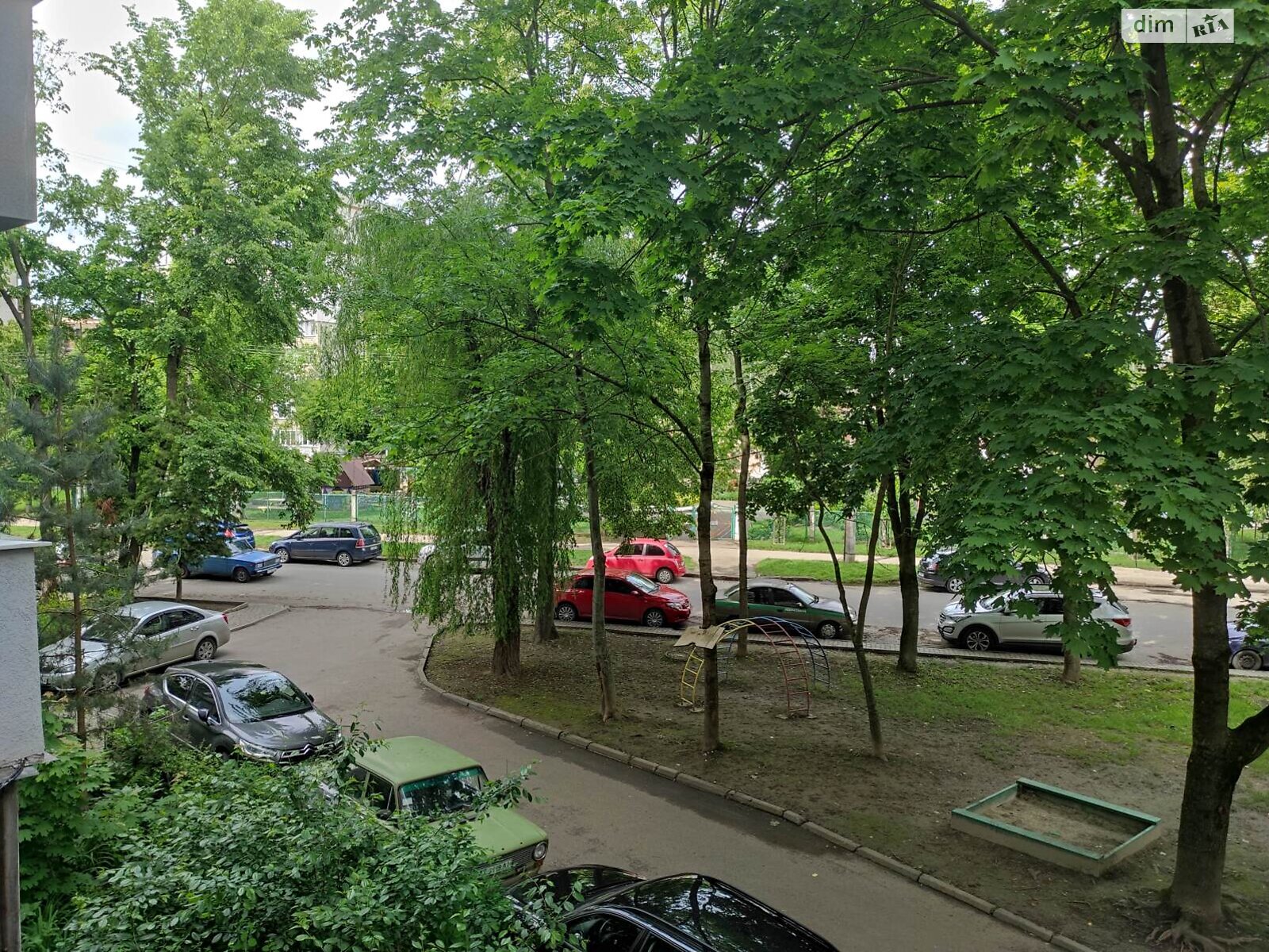 трикімнатна квартира в Івано-Франківську, район undefined, на вул. Героїв УПА 4 в довготривалу оренду помісячно фото 1 трикімнатна квартира в Івано-Франківську, район undefined, на вул. Героїв УПА 4 в довготривалу оренду помісячно фото 1