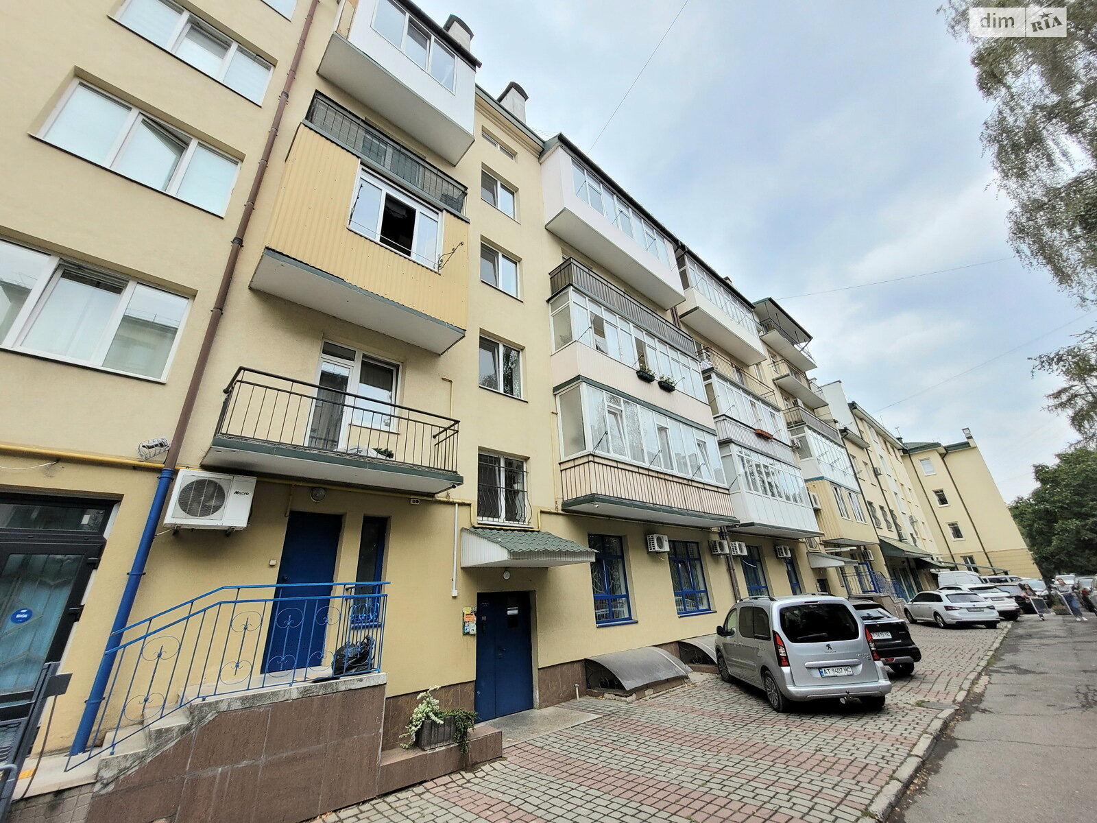 однокомнатная квартира в Ивано-Франковске, район Центр, на ул. Андрея Мельника 11А в аренду на долгий срок помесячно фото 1 однокомнатная квартира в Ивано-Франковске, район Центр, на ул. Андрея Мельника 11А в аренду на долгий срок помесячно фото 1