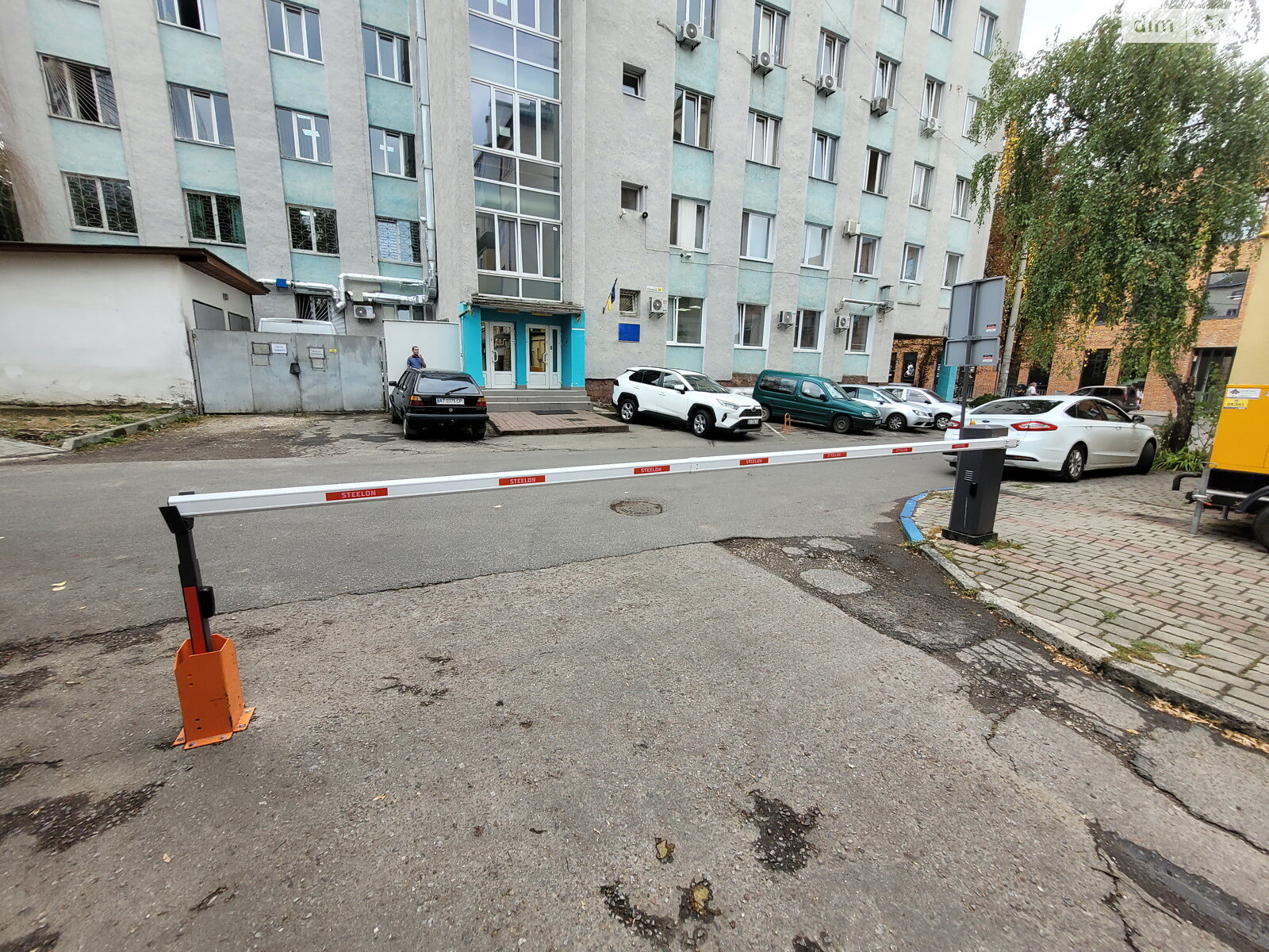 однокомнатная квартира в Ивано-Франковске, район Центр, на ул. Андрея Мельника 11А в аренду на долгий срок помесячно фото 1 однокомнатная квартира в Ивано-Франковске, район Центр, на ул. Андрея Мельника 11А в аренду на долгий срок помесячно фото 1