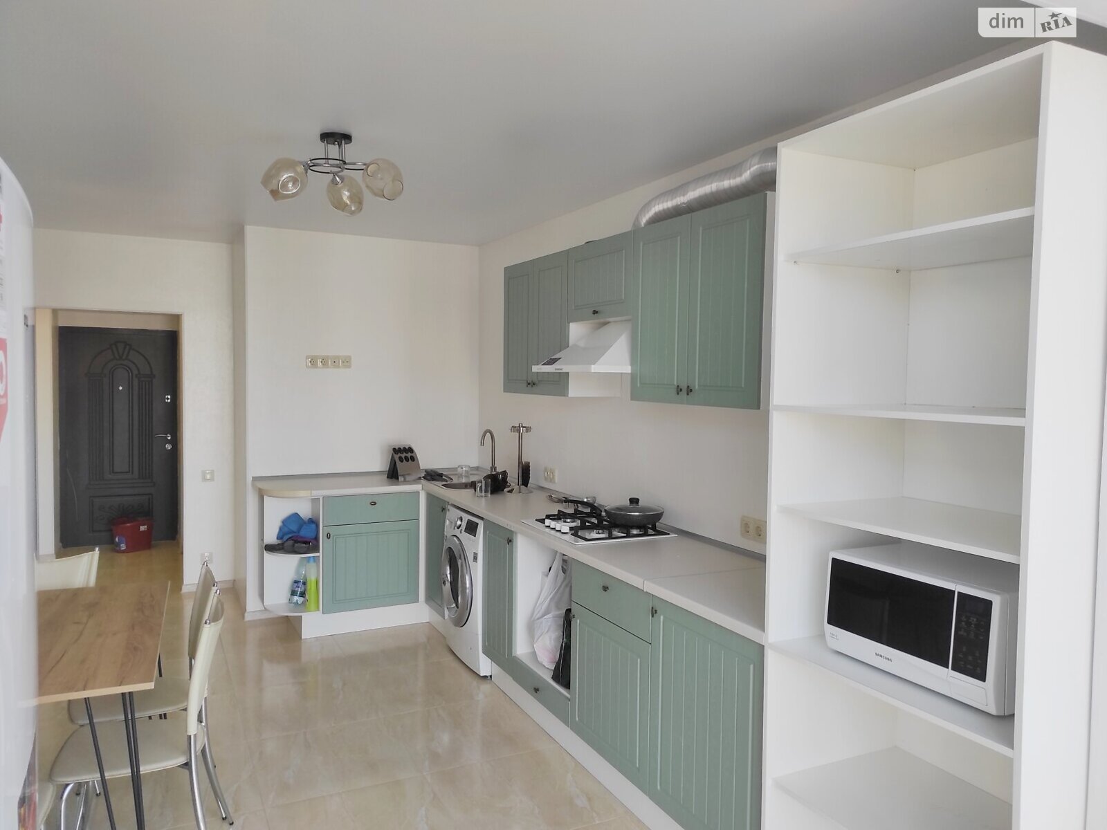 однокомнатная квартира в Ивано-Франковске, район Центр, на ул. Андрея Мельника 10 в аренду на долгий срок помесячно фото 1