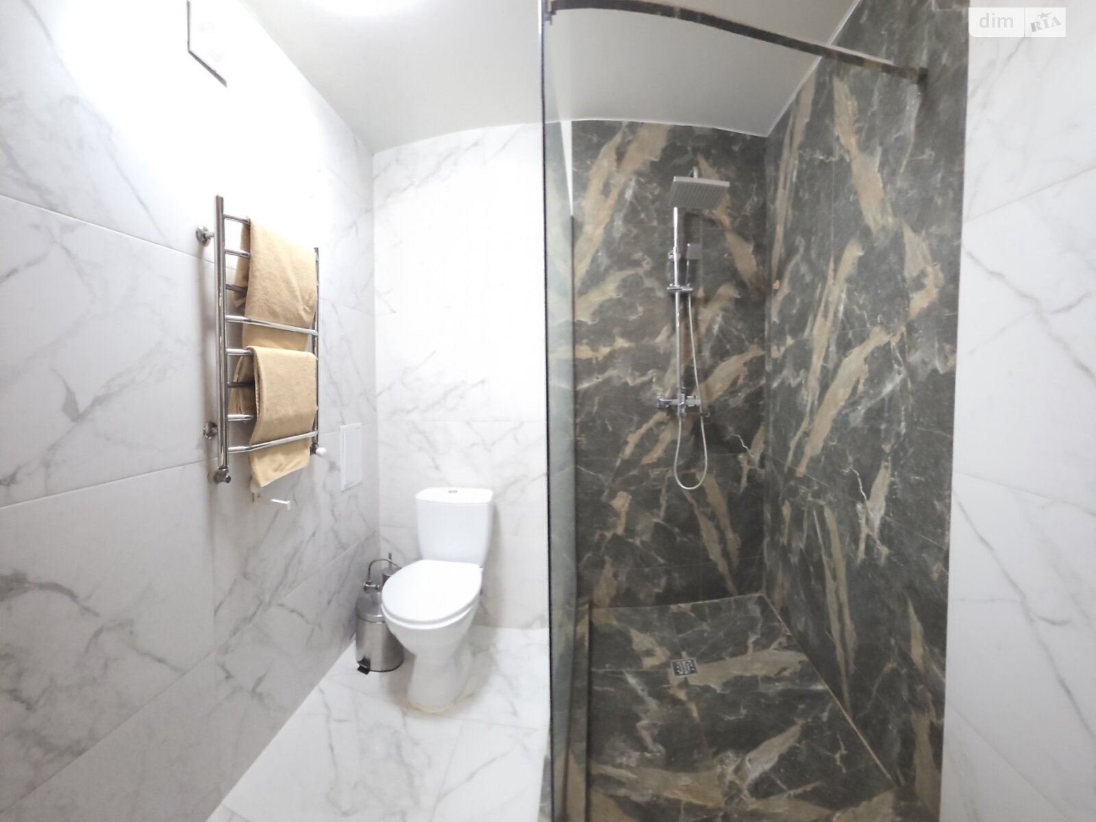 однокімнатна квартира в Івано-Франківську, район Центр, на вул. Андрія Мельника 10/3 в довготривалу оренду помісячно фото 1 однокімнатна квартира в Івано-Франківську, район Центр, на вул. Андрія Мельника 10/3 в довготривалу оренду помісячно фото 1