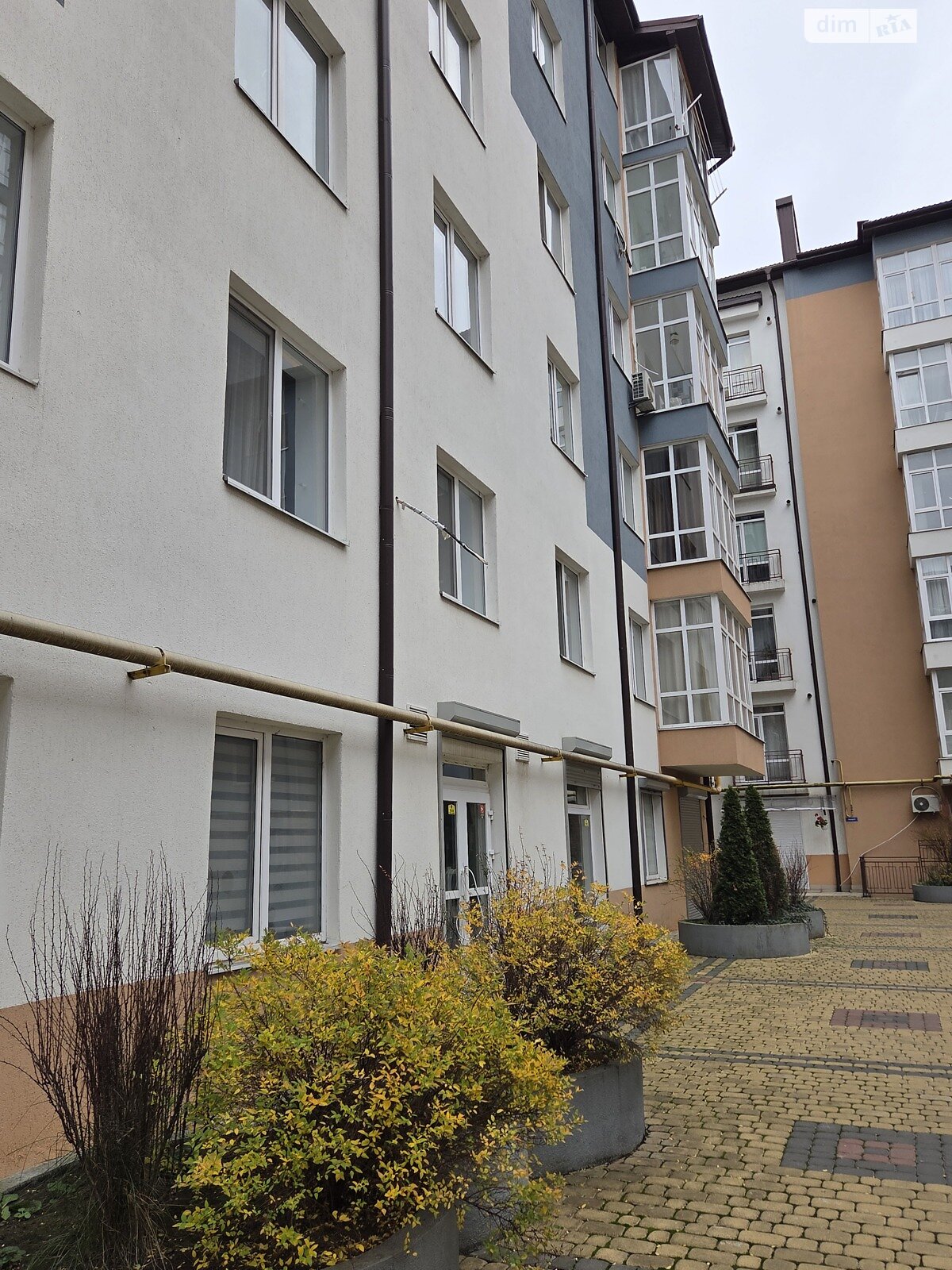 однокімнатна квартира в Івано-Франківську, район Центр, на вул. Андрія Мельника 10/3 в довготривалу оренду помісячно фото 1 однокімнатна квартира в Івано-Франківську, район Центр, на вул. Андрія Мельника 10/3 в довготривалу оренду помісячно фото 1