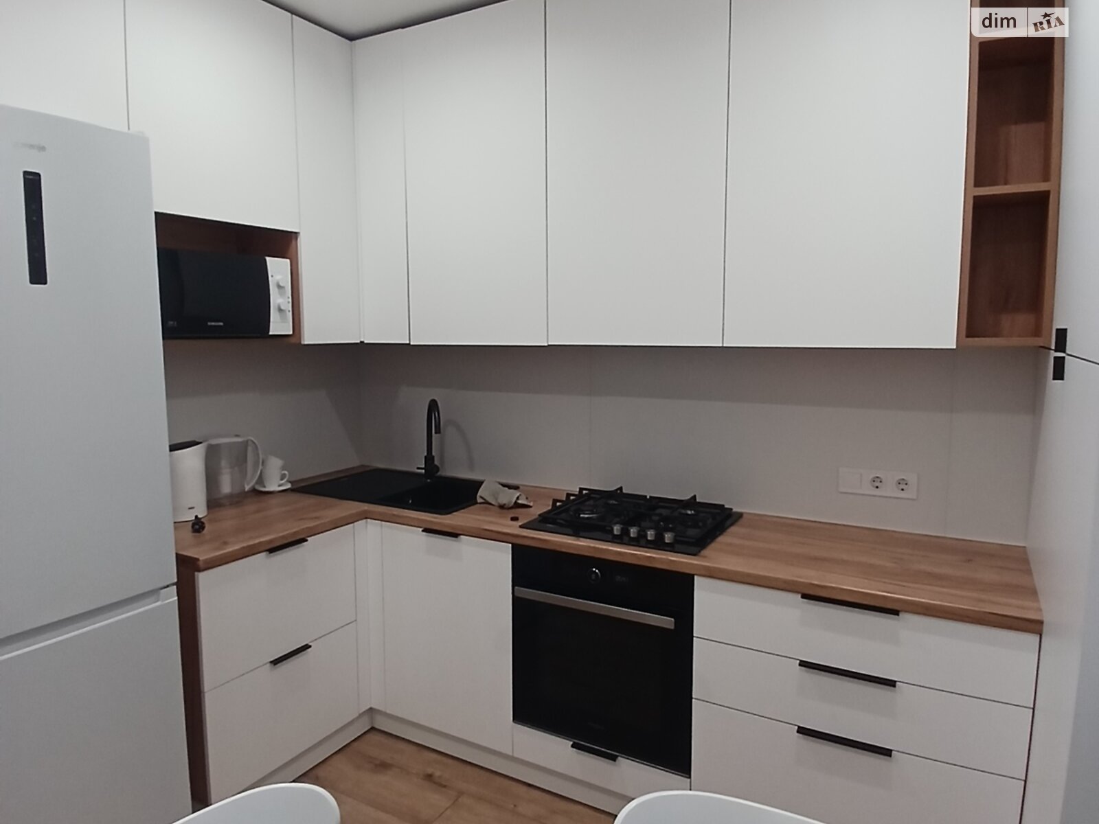 однокомнатная квартира в Ивано-Франковске, район Центр, на ул. Андрея Мельника 10/3 в аренду на долгий срок помесячно фото 1