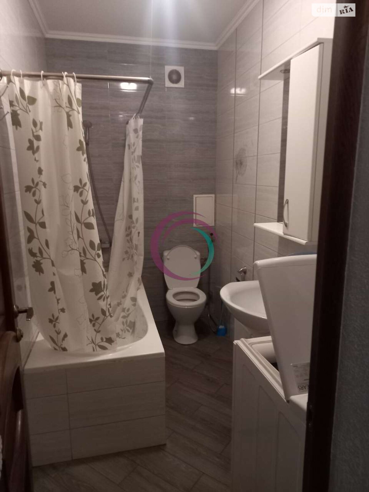 однокомнатная квартира с мебелью в Ивано-Франковске, район Центр, на ул. Бельведерська 19А в аренду на долгий срок помесячно фото 1 однокомнатная квартира с мебелью в Ивано-Франковске, район Центр, на ул. Бельведерська 19А в аренду на долгий срок помесячно фото 1