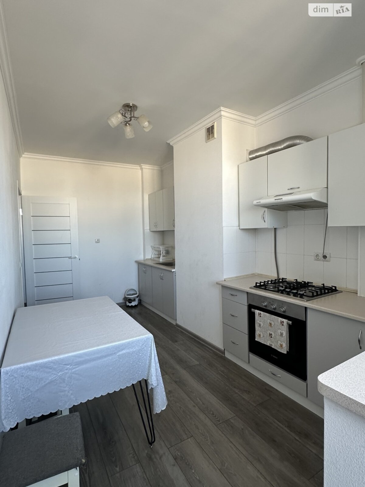 однокомнатная квартира в Ивано-Франковске, район Центр, на ул. Бельведерська 23 в аренду на долгий срок помесячно фото 1 однокомнатная квартира в Ивано-Франковске, район Центр, на ул. Бельведерська 23 в аренду на долгий срок помесячно фото 1