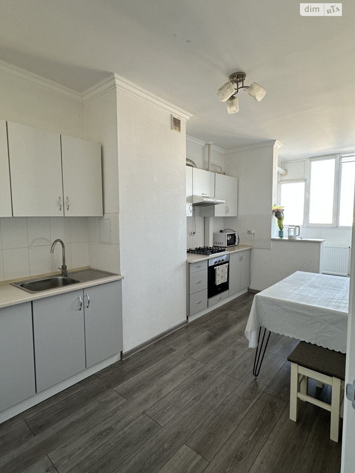 однокомнатная квартира в Ивано-Франковске, район Центр, на ул. Бельведерська 23 в аренду на долгий срок помесячно фото 1 однокомнатная квартира в Ивано-Франковске, район Центр, на ул. Бельведерська 23 в аренду на долгий срок помесячно фото 1