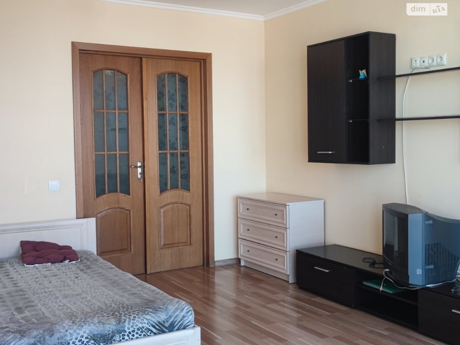 трикімнатна квартира в Івано-Франківську, район Центр, на вул. Гетьмана Івана Мазепи 35 в довготривалу оренду помісячно фото 1