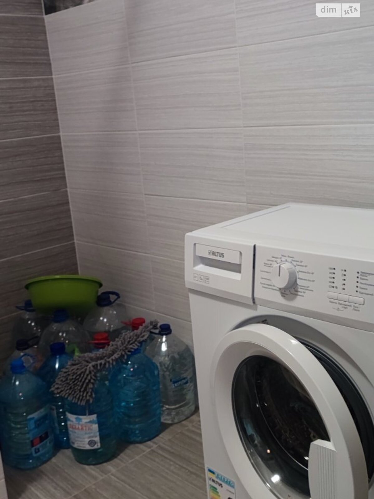 трикімнатна квартира в Івано-Франківську, район Центр, на вул. Гетьмана Івана Мазепи 35 в довготривалу оренду помісячно фото 1