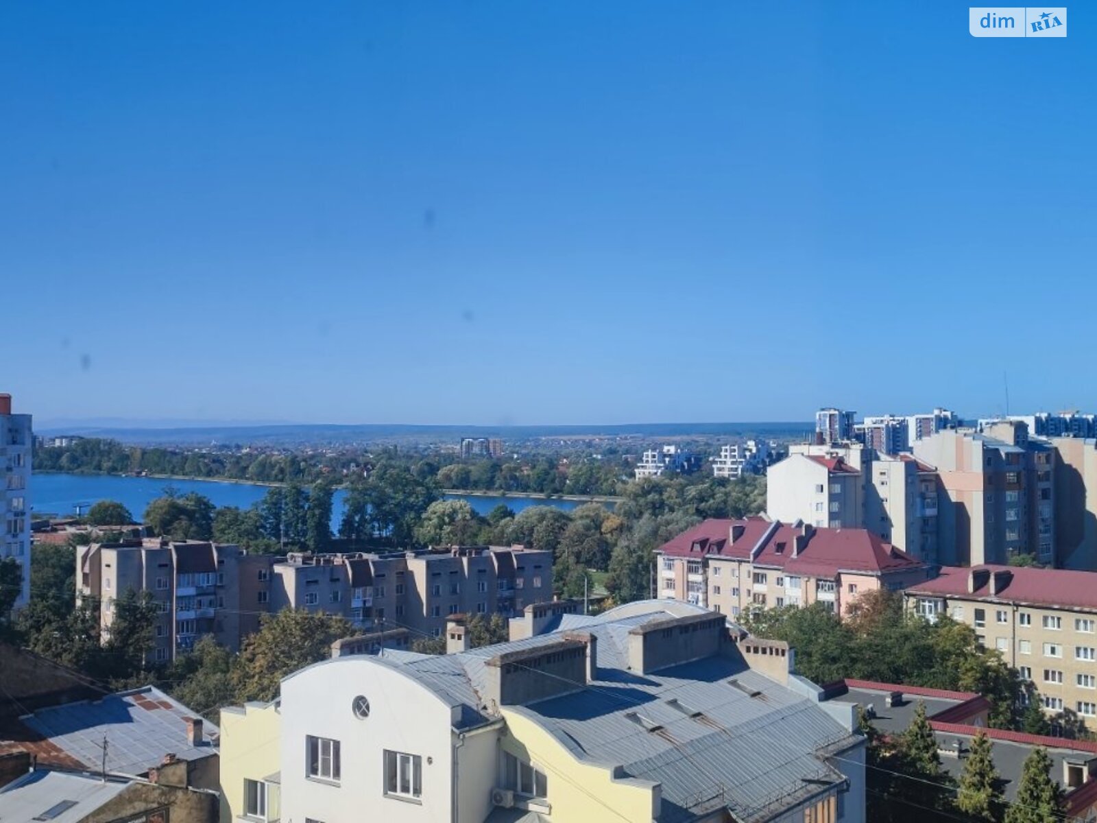 трикімнатна квартира в Івано-Франківську, район Центр, на вул. Гетьмана Івана Мазепи 35 в довготривалу оренду помісячно фото 1