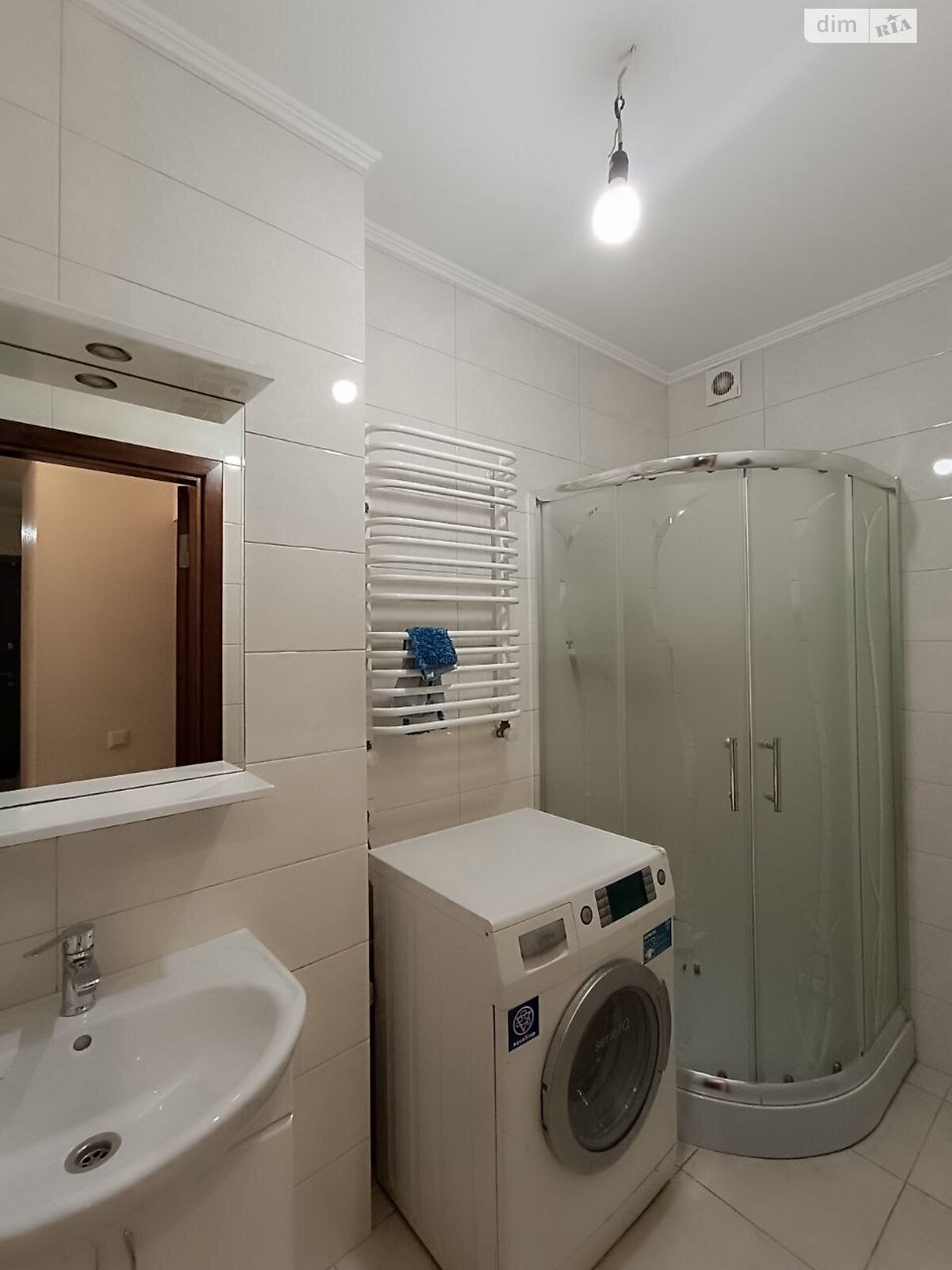 трикімнатна квартира в Івано-Франківську, район Центр, на вул. Гетьмана Івана Мазепи 38 в довготривалу оренду помісячно фото 1