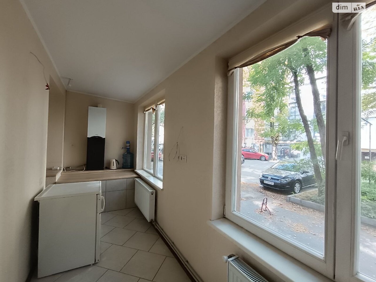 трикімнатна квартира в Івано-Франківську, район Центр, на вул. Гетьмана Івана Мазепи 38 в довготривалу оренду помісячно фото 1