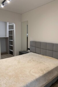 однокімнатна квартира в Івано-Франківську, район Центр, на вул. Гетьмана Івана Мазепи в довготривалу оренду помісячно фото 2 однокімнатна квартира в Івано-Франківську, район Центр, на вул. Гетьмана Івана Мазепи в довготривалу оренду помісячно фото 2